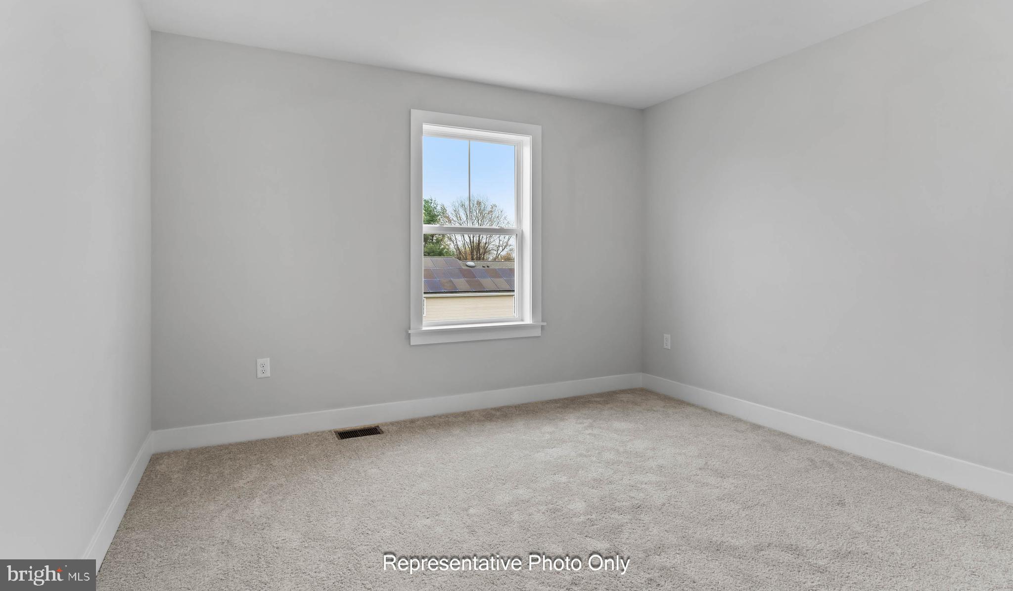 WALTON HILL - Residential