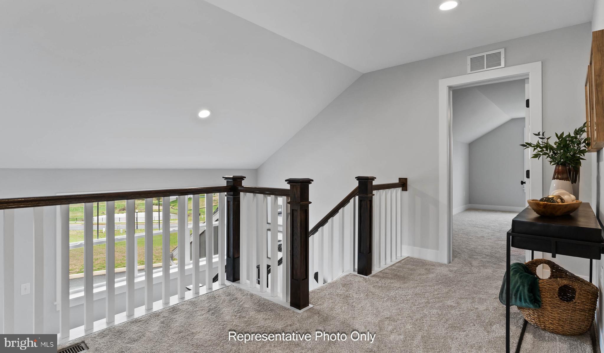 WALTON HILL - Residential