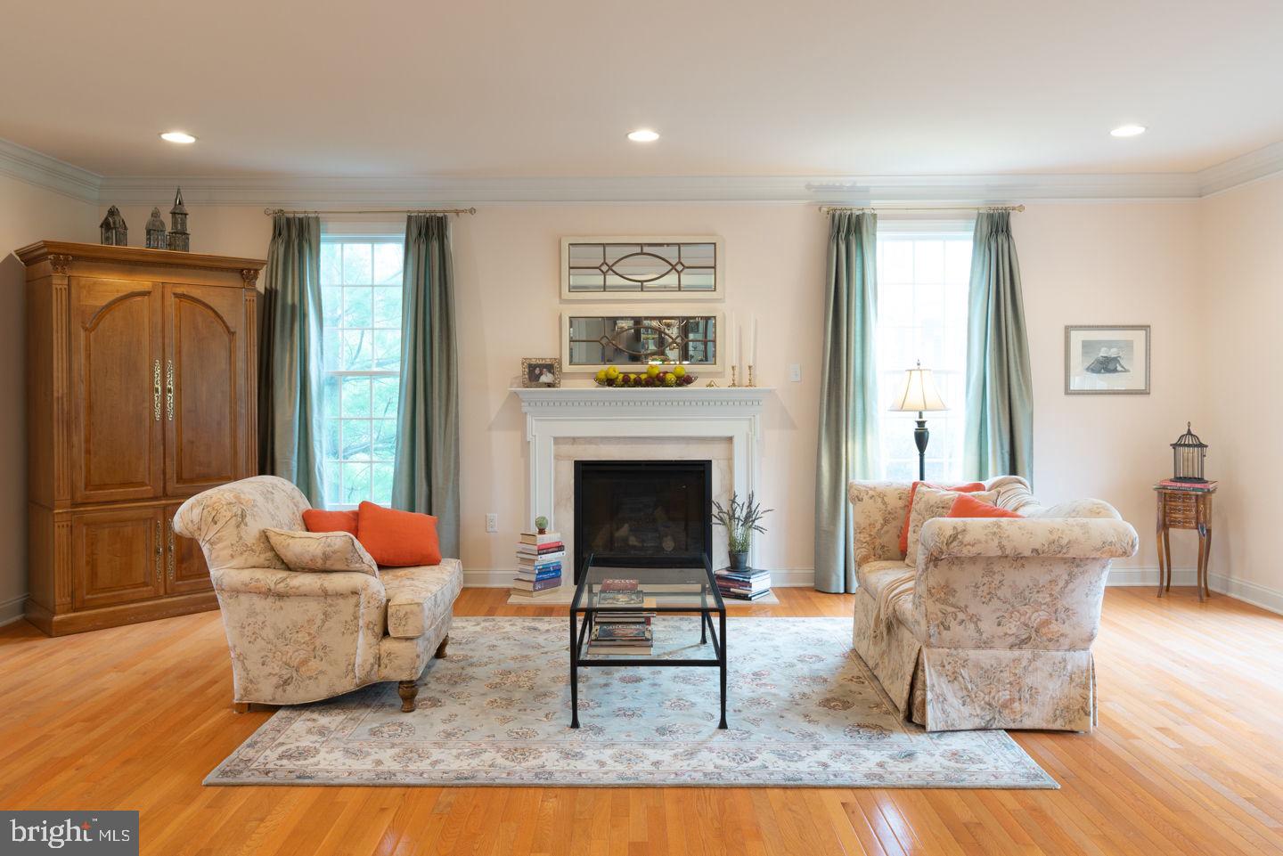 FOXHALL ESTATES - Residential