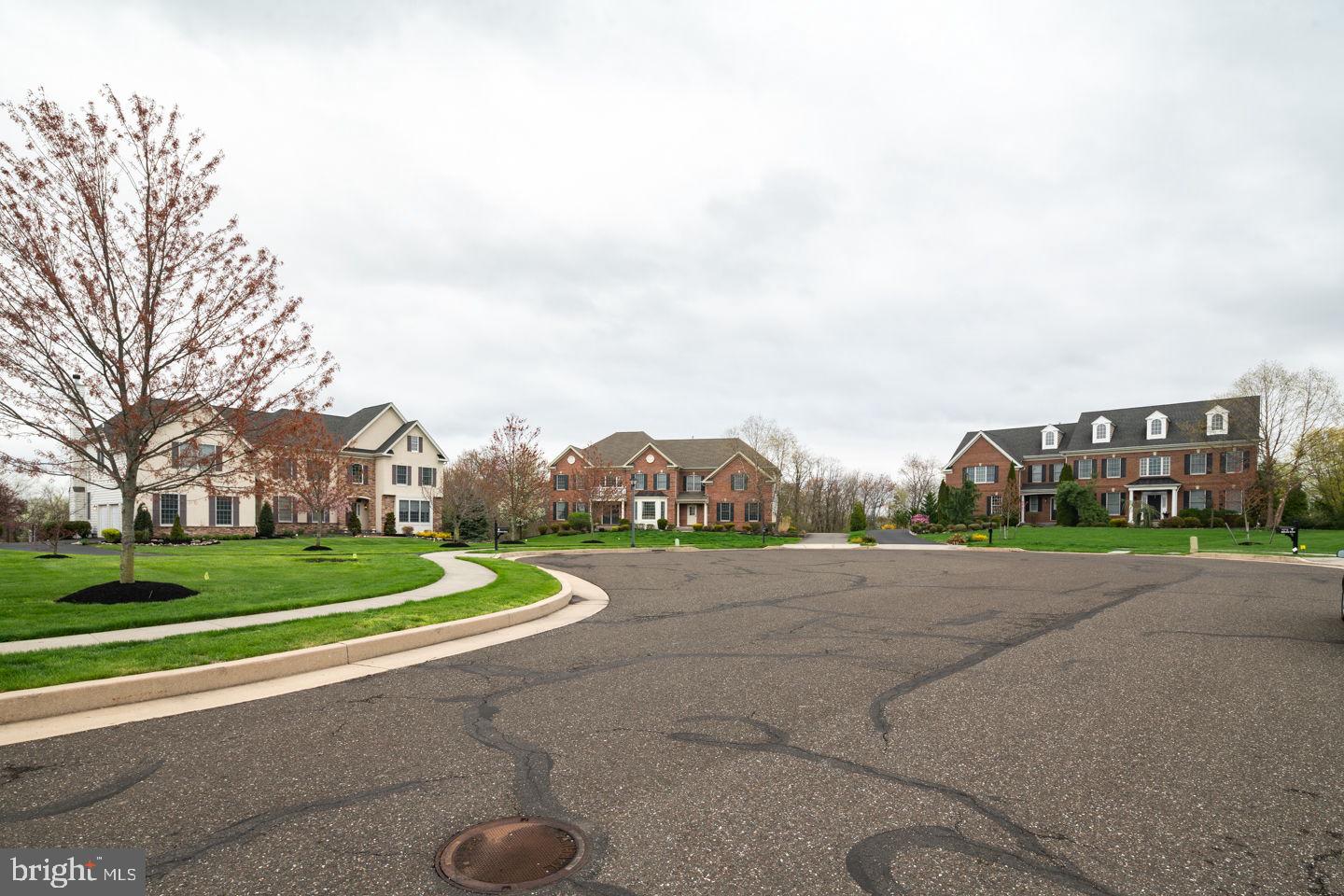 FOXHALL ESTATES - Residential