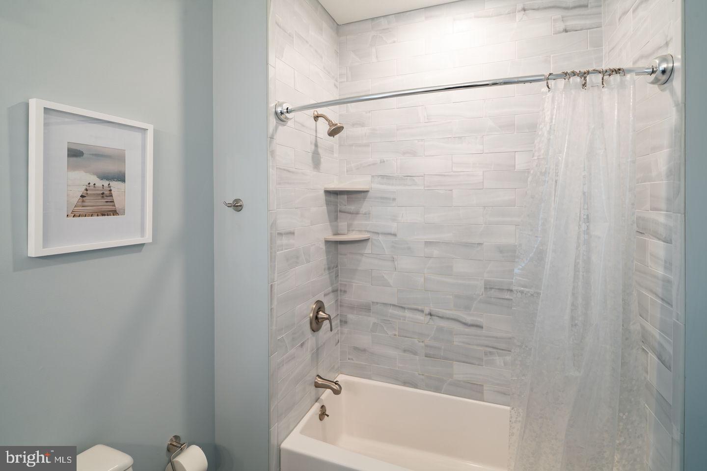 FOXHALL ESTATES - Residential