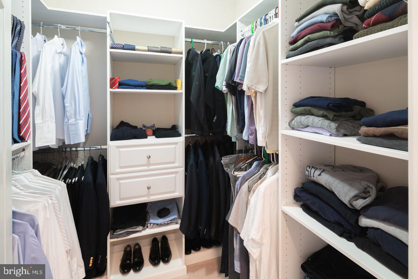 FOXHALL ESTATES - Residential