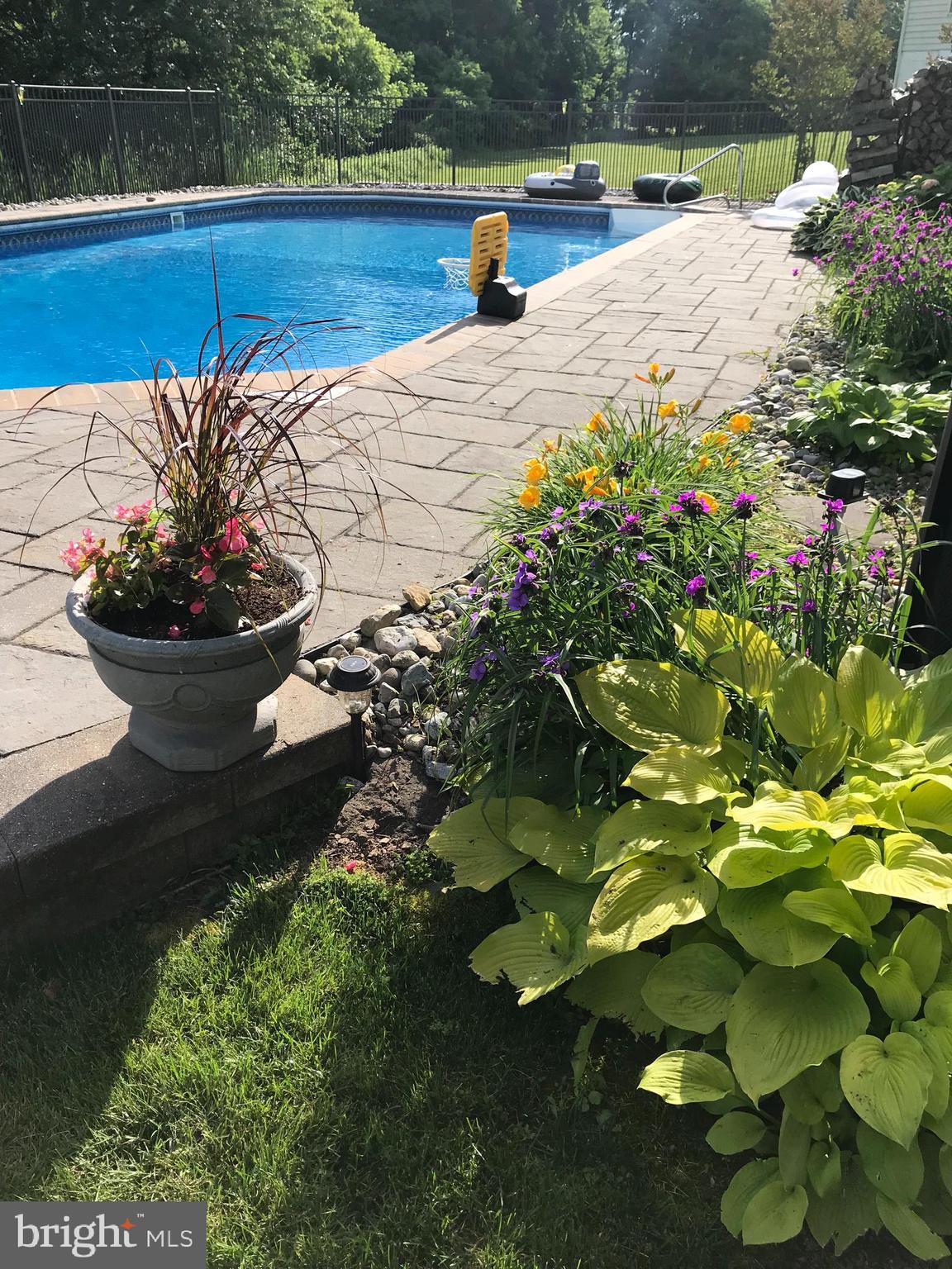 FOXHALL ESTATES - Residential