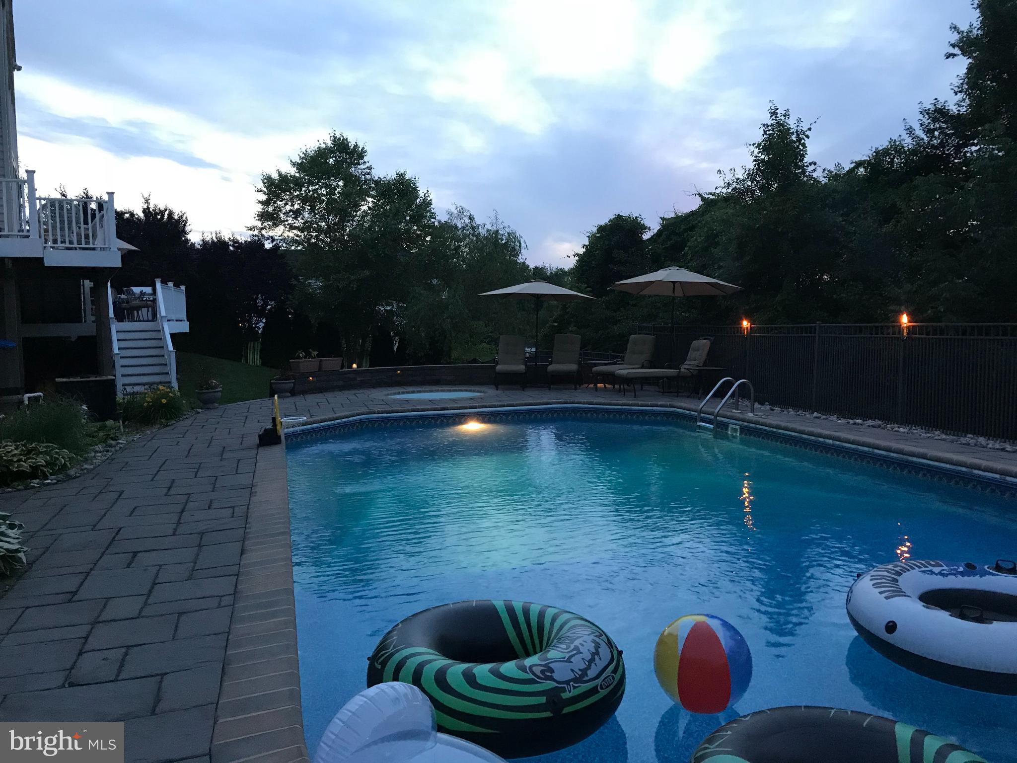 FOXHALL ESTATES - Residential