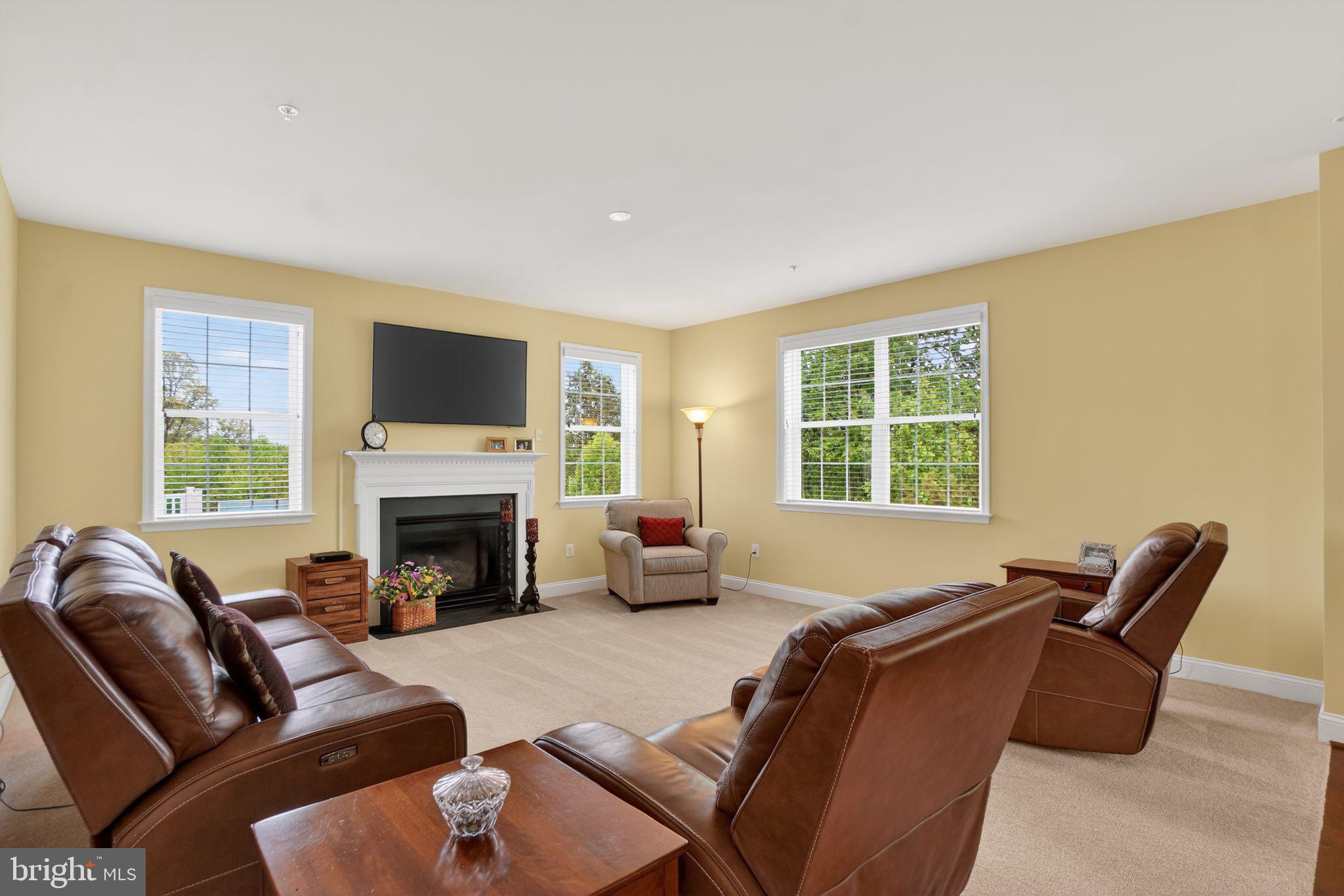 HIGHLAND MEADOWS - Residential