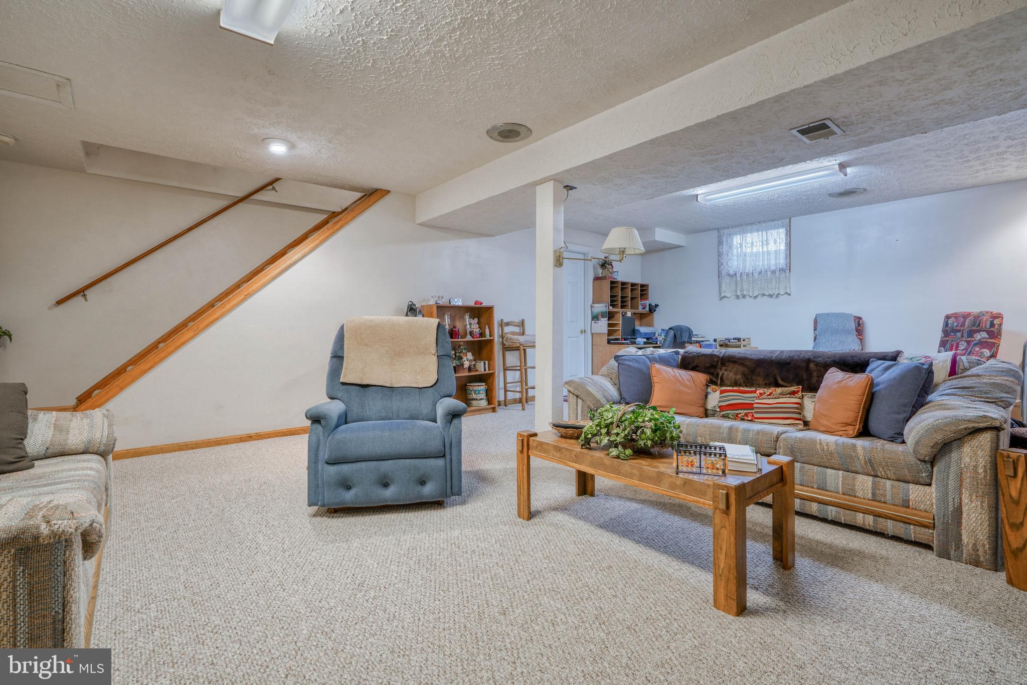 WOODBRIDGE - Residential