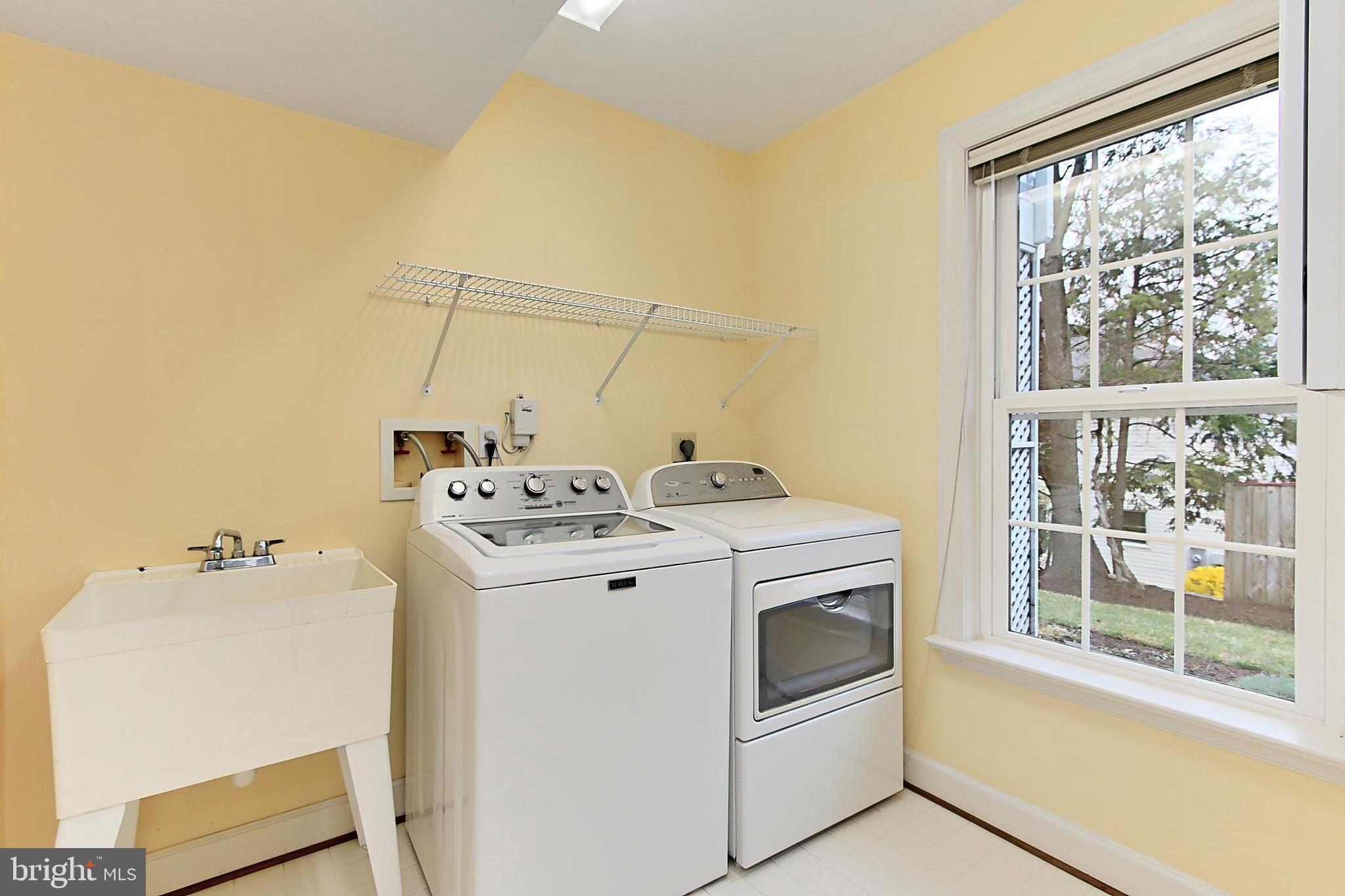 SPY HILL - Residential