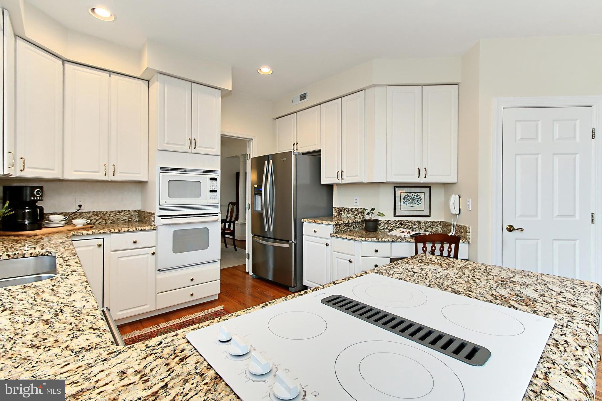 SPY HILL - Residential