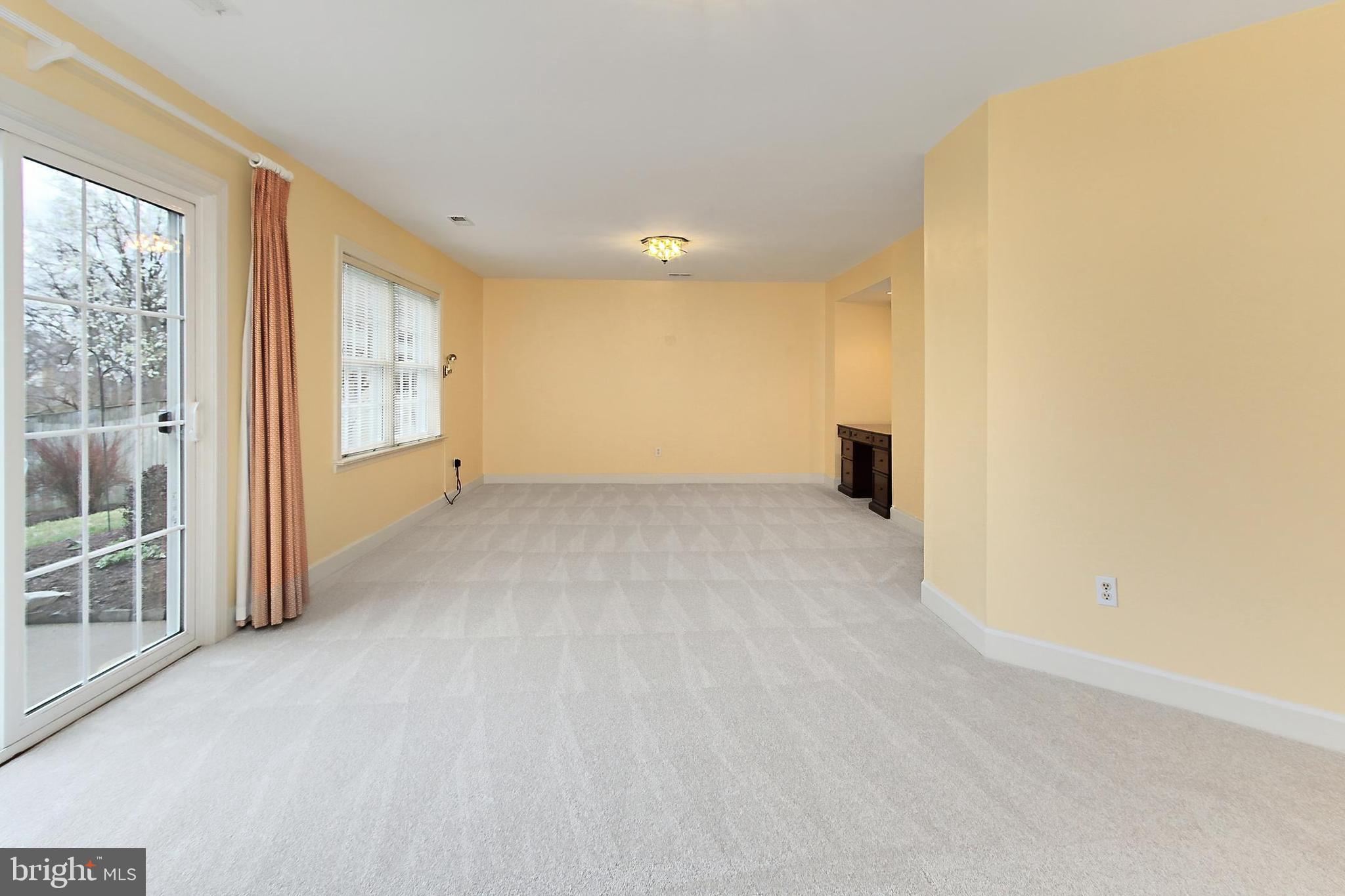 SPY HILL - Residential