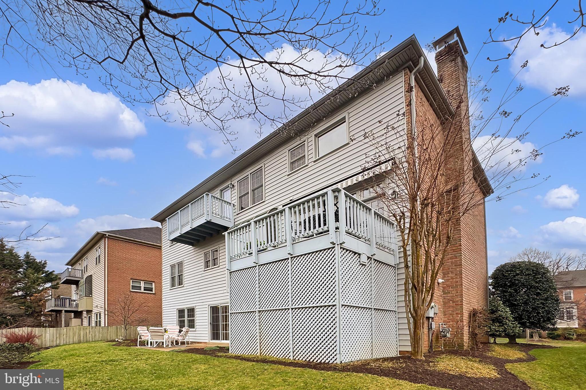 SPY HILL - Residential