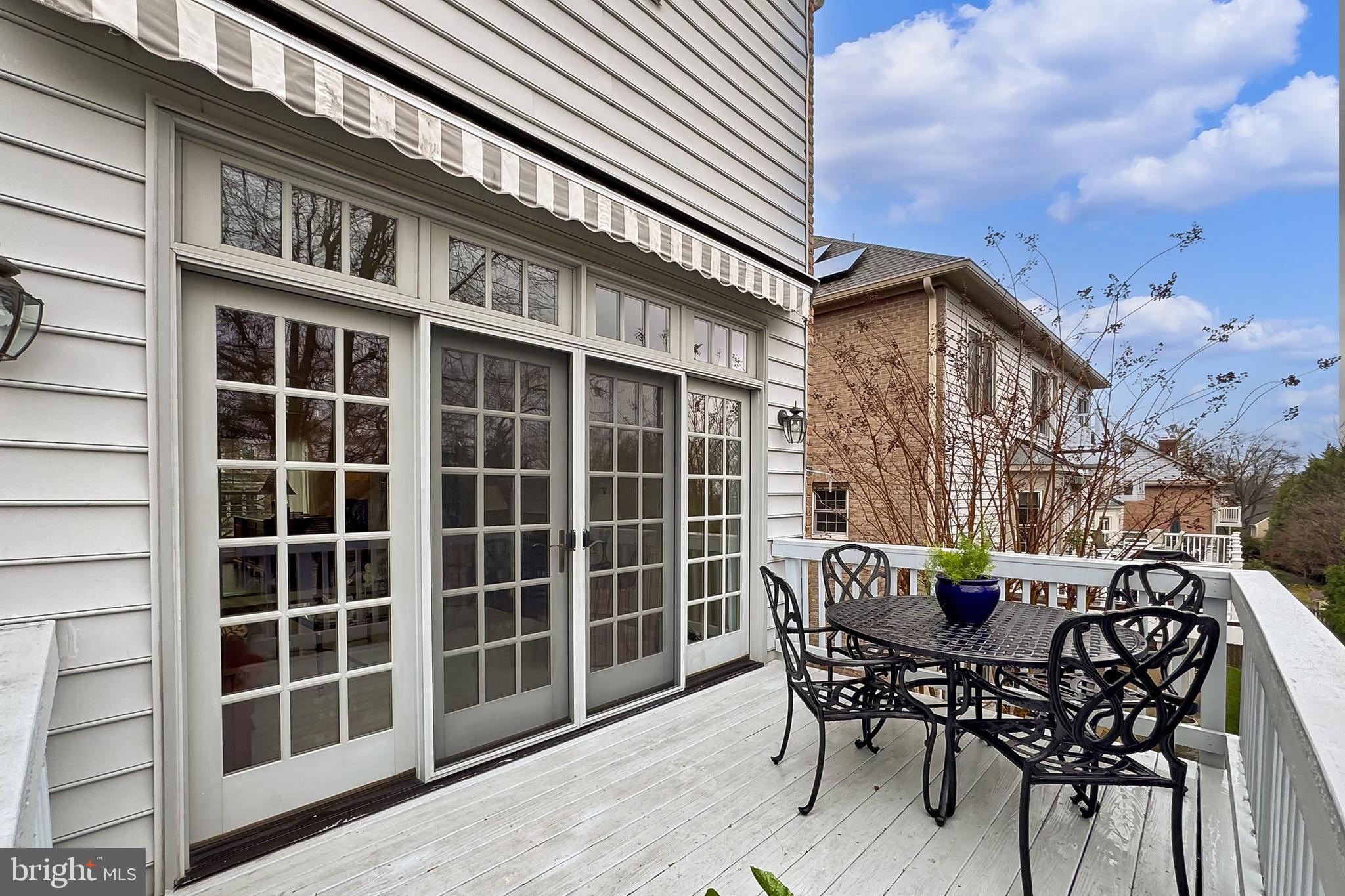 SPY HILL - Residential