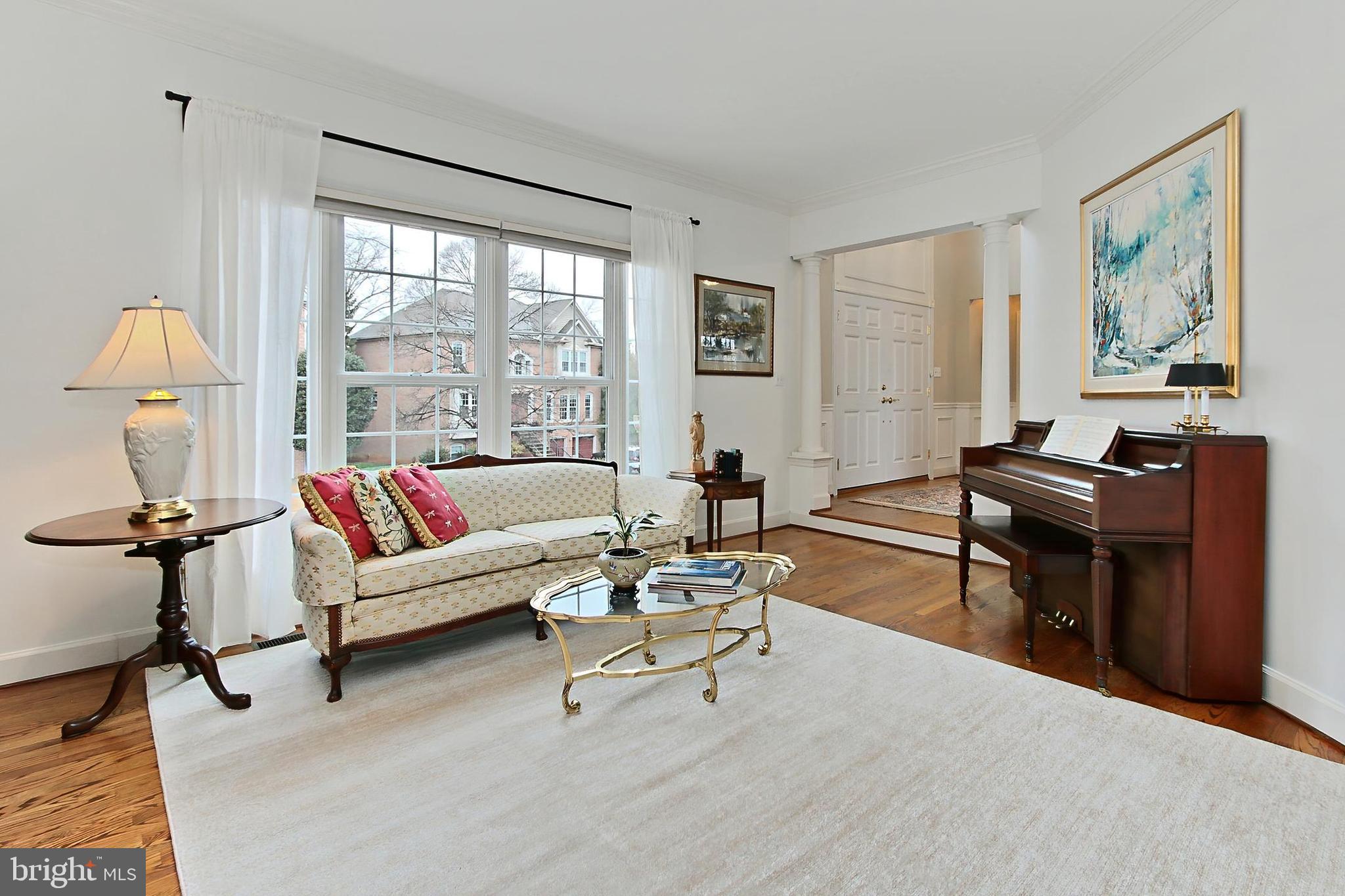 SPY HILL - Residential