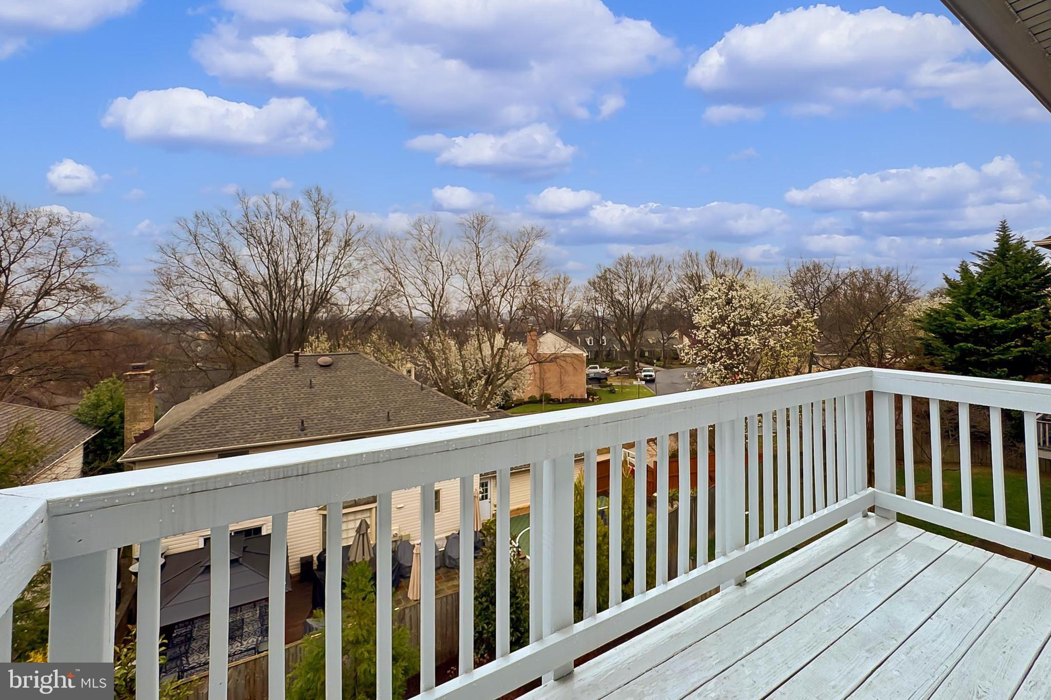 SPY HILL - Residential