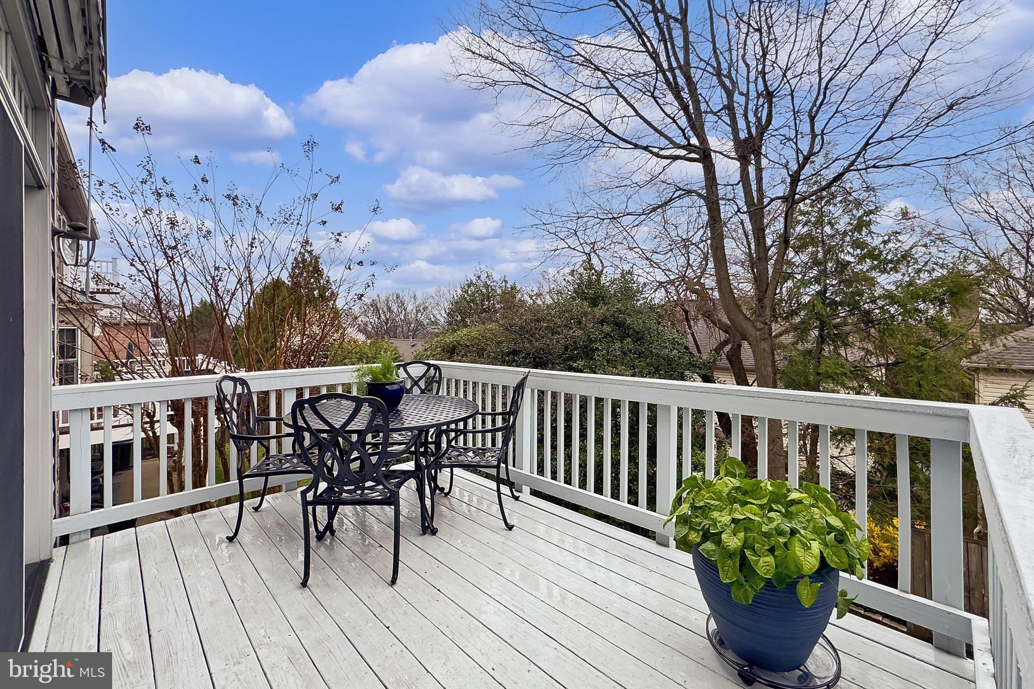 SPY HILL - Residential