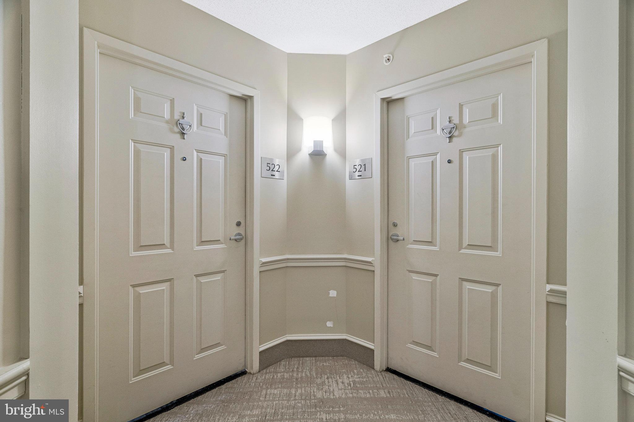 CARLTON HOUSE - Residential