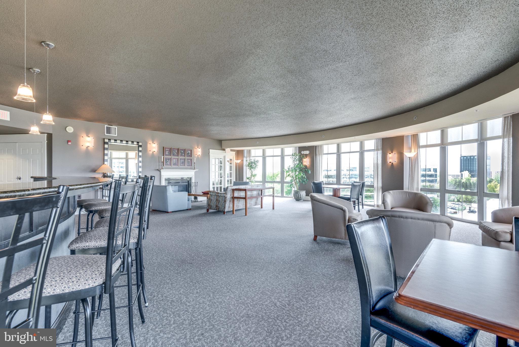 CARLTON HOUSE - Residential