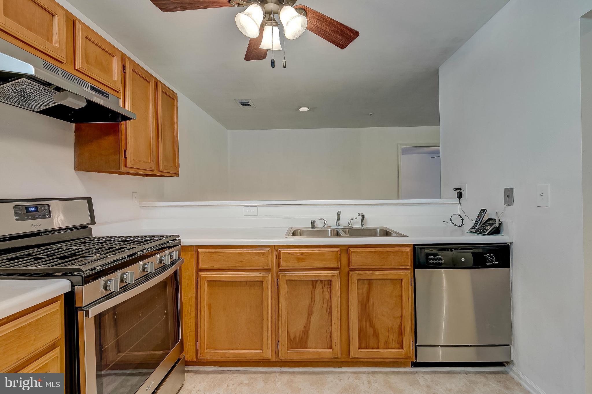 ENGLISH COUNTRY MANOR - Residential