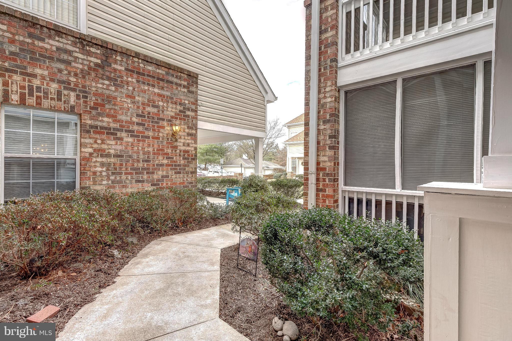 ENGLISH COUNTRY MANOR - Residential