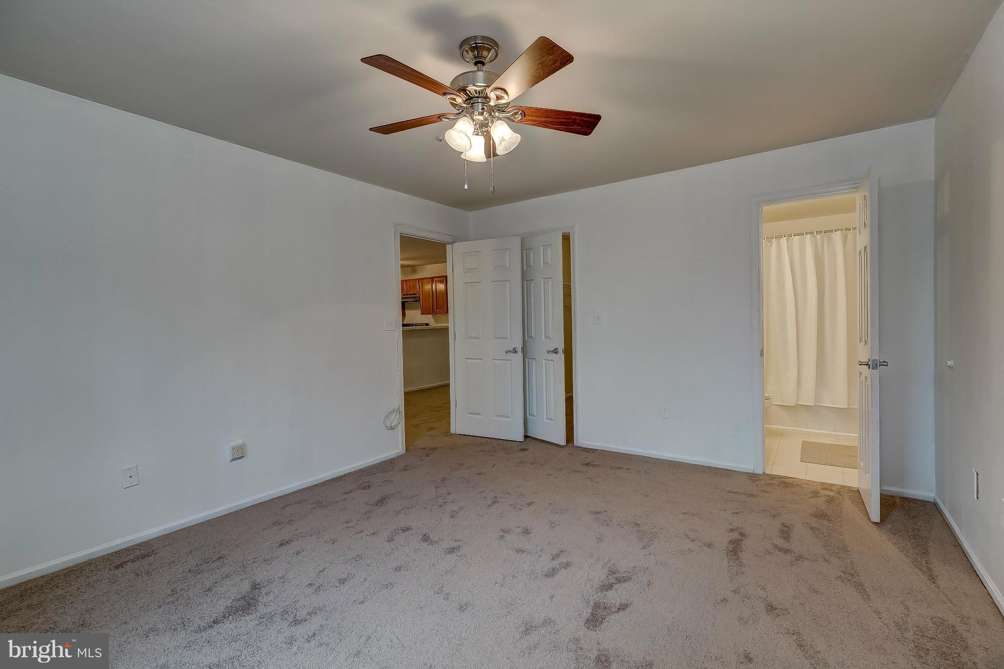 ENGLISH COUNTRY MANOR - Residential