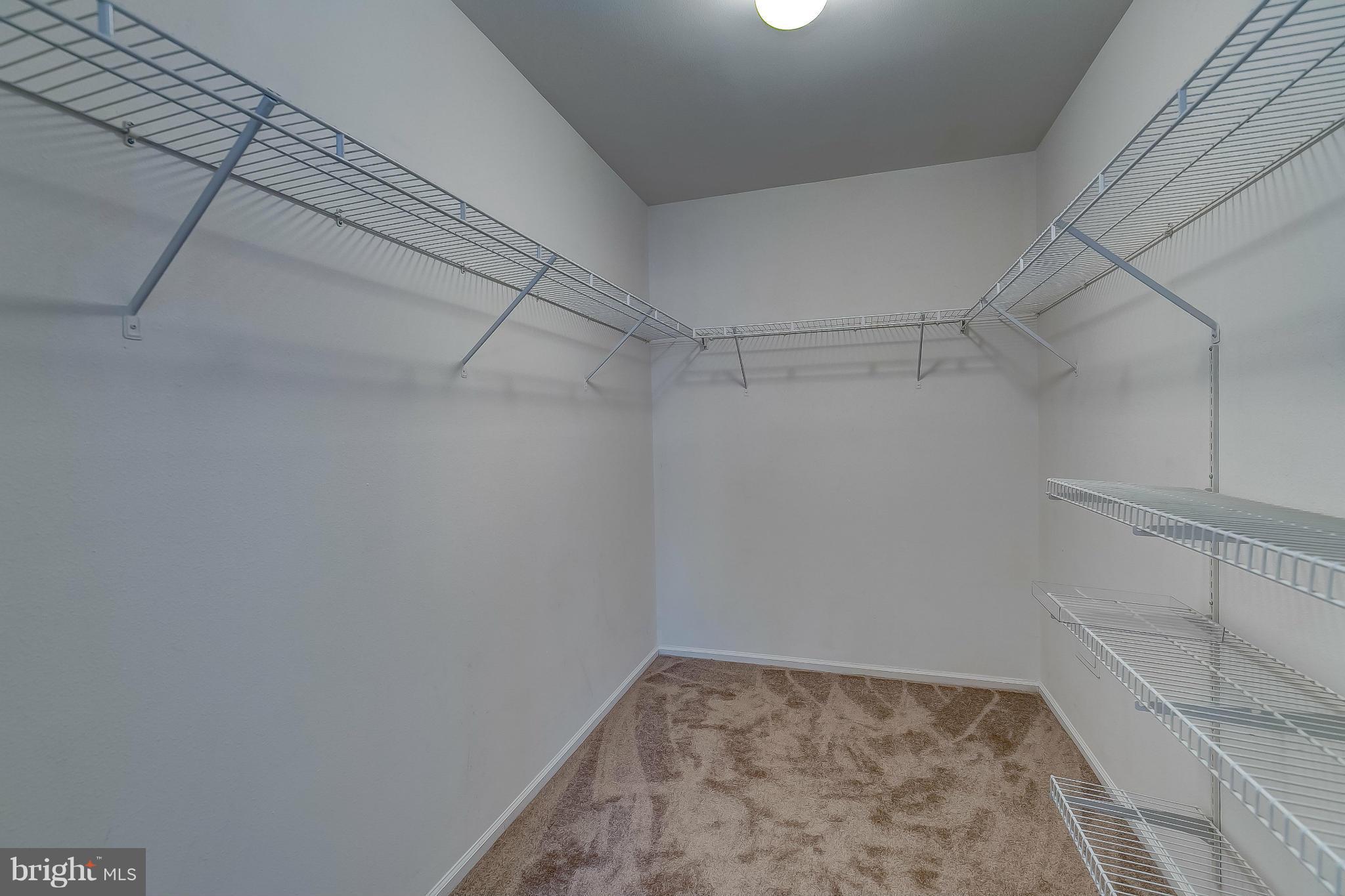 ENGLISH COUNTRY MANOR - Residential