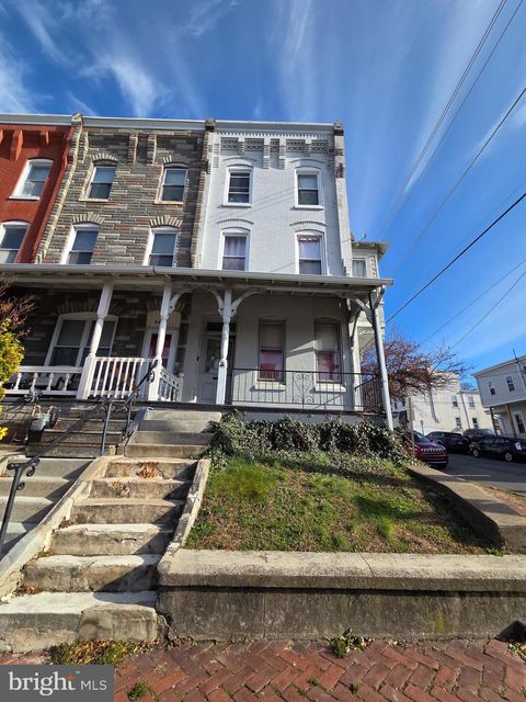 701 N 11TH STREET READING PA 19604