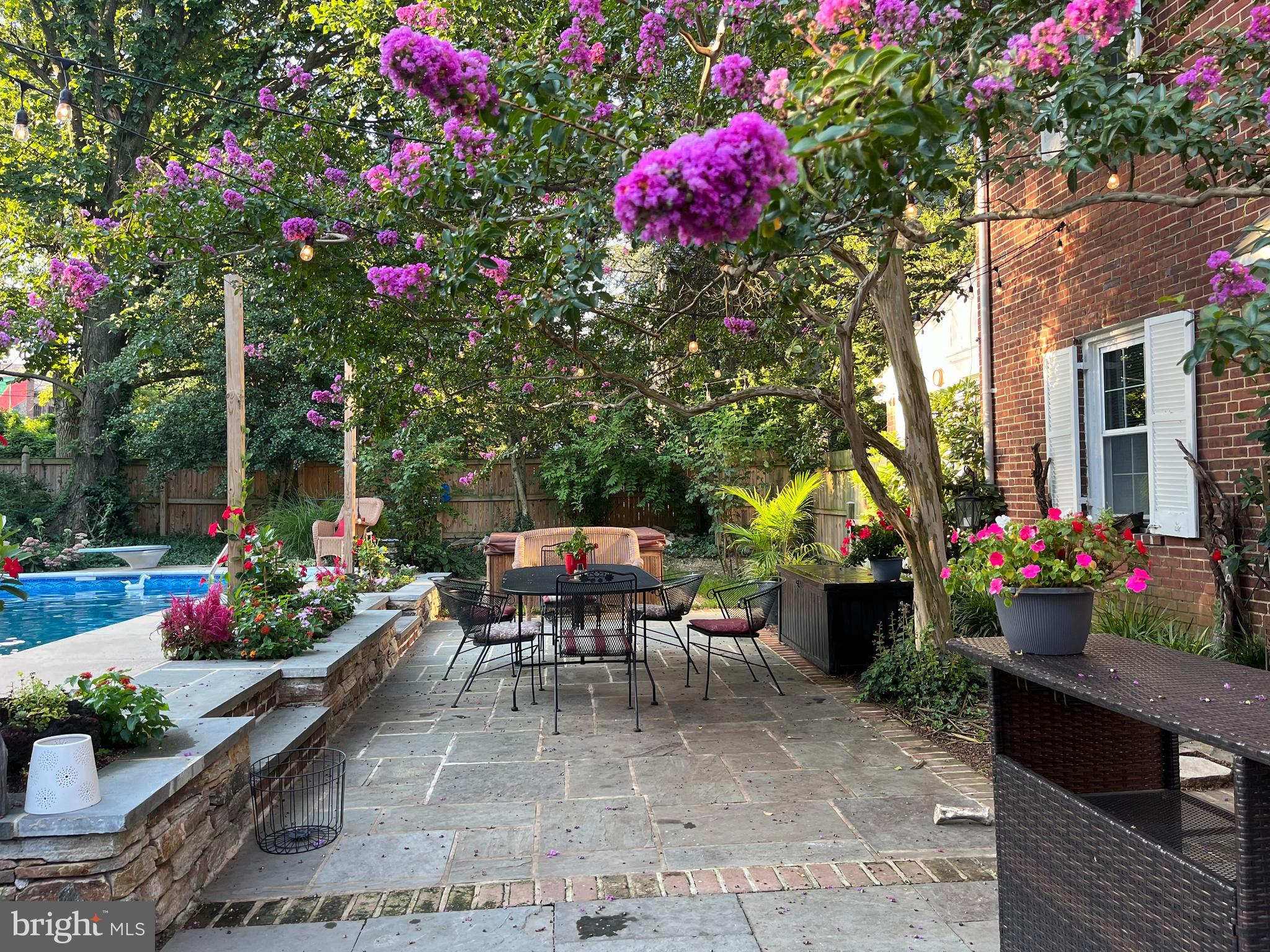 GUILFORD - Residential