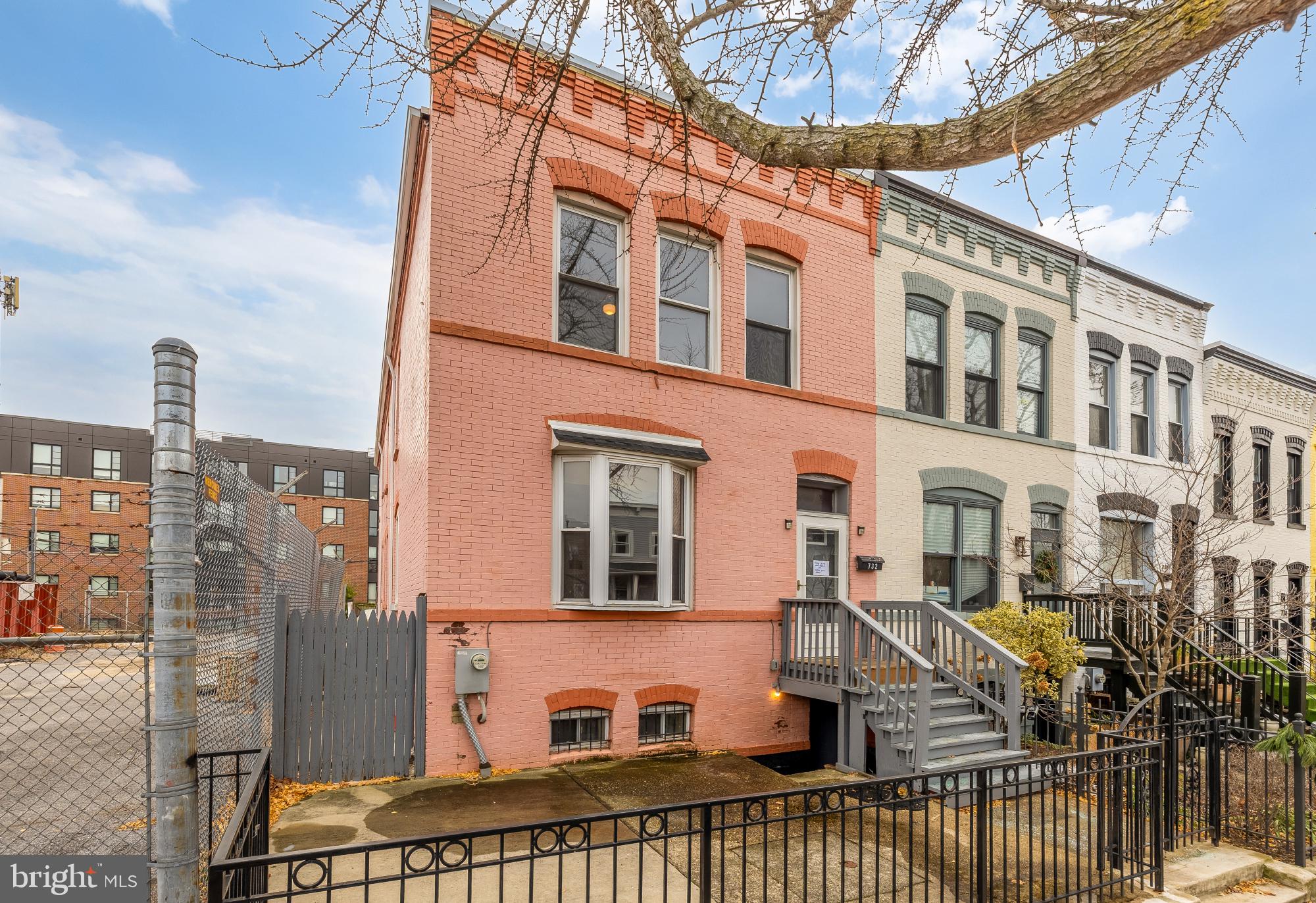 732 MORTON STREET NW