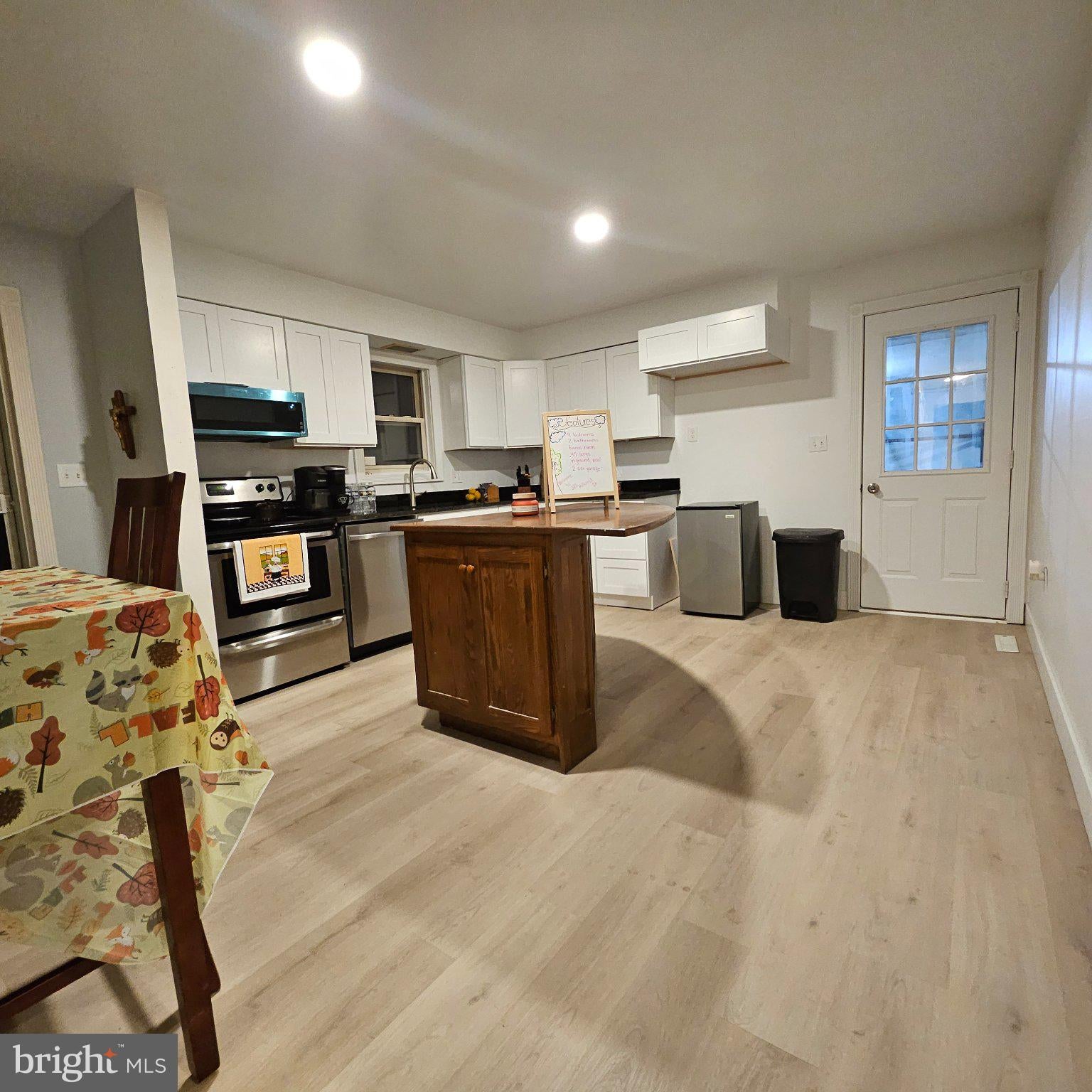 325 HILLCREST DRIVE
