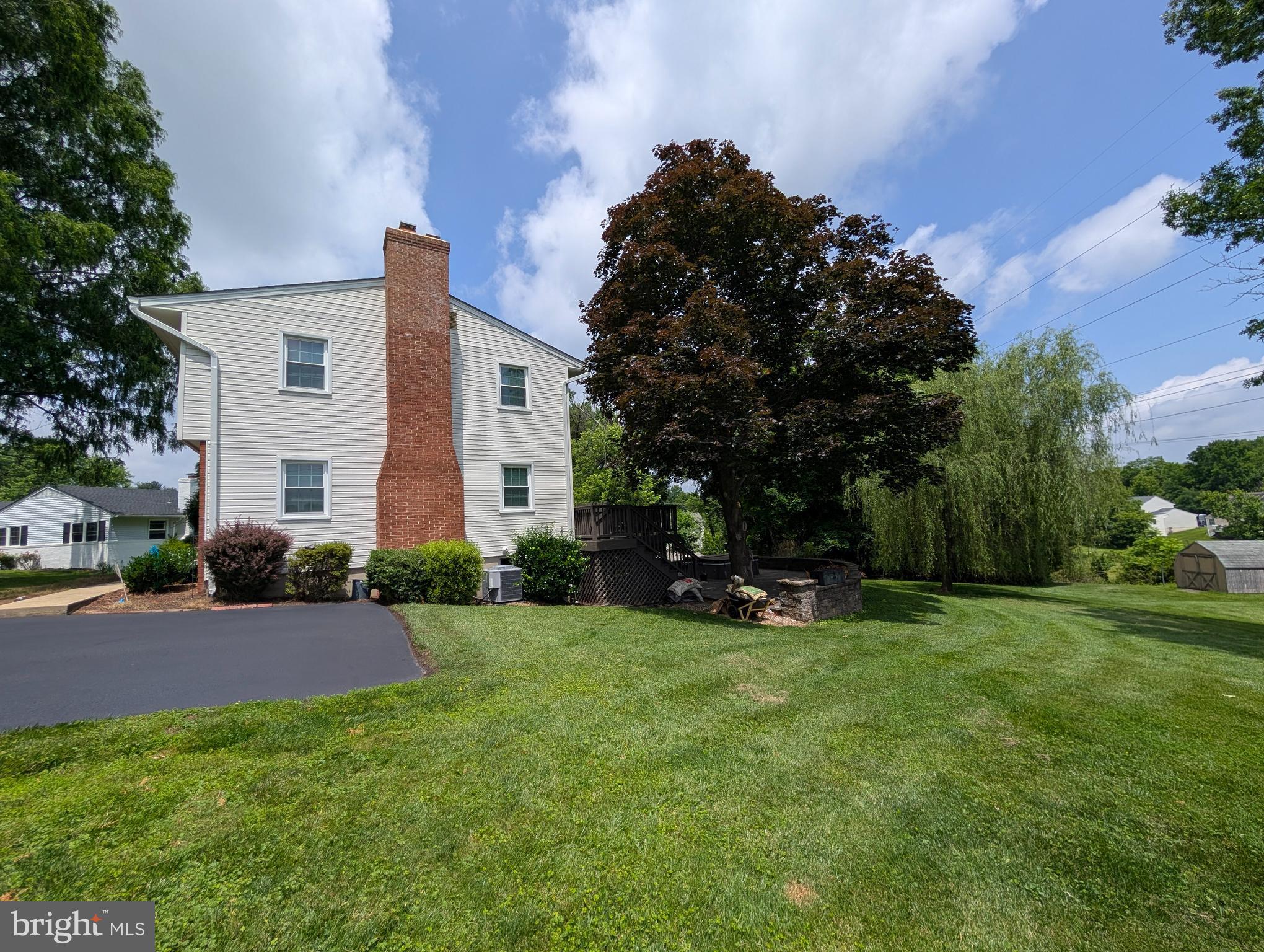 8817 AUTUMN HILL COURT
