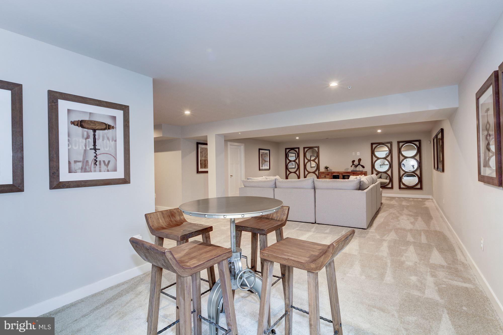 OVERLOOK AT SCENIC MANOR - Residential