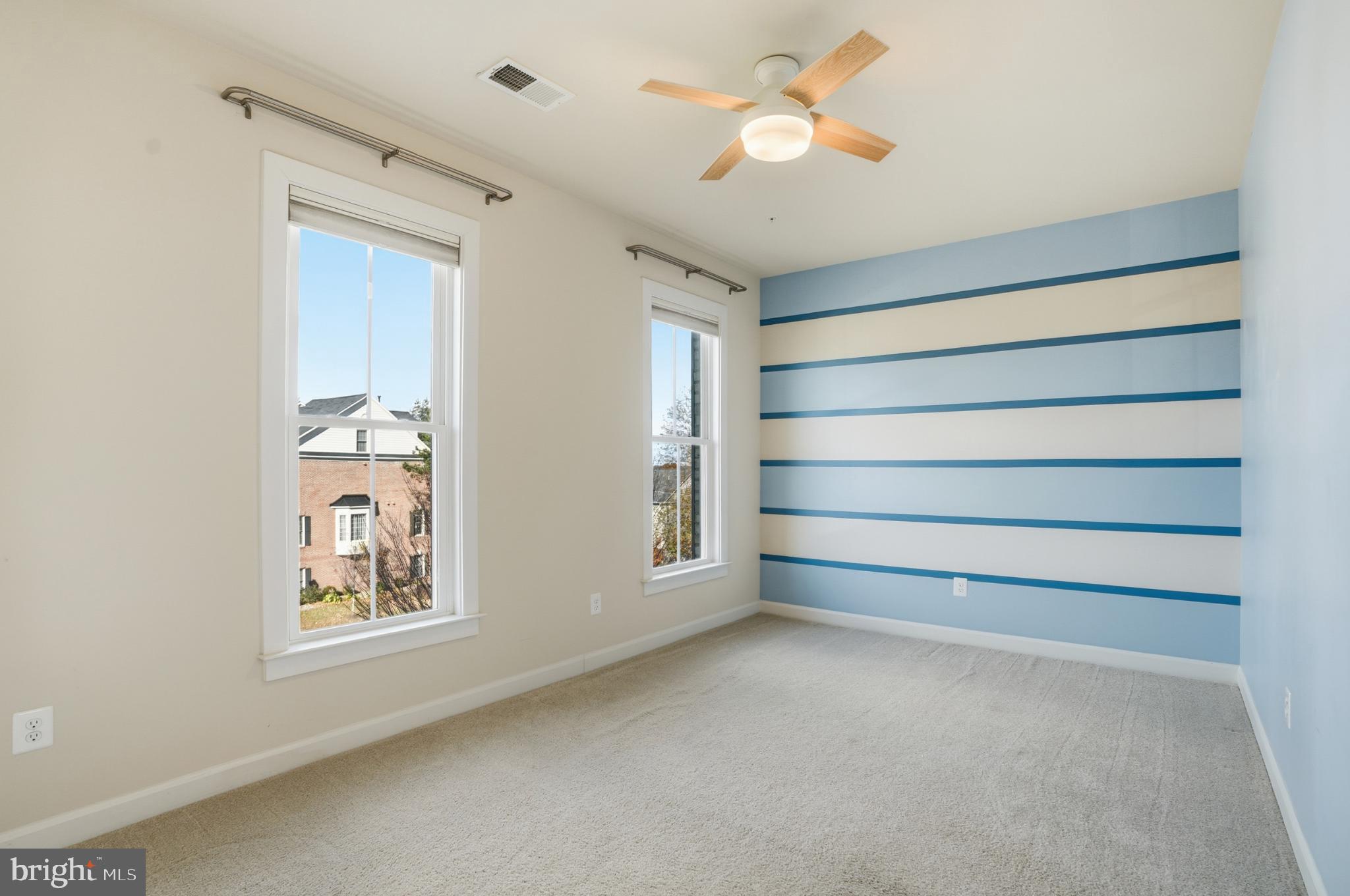 RIDGEWOOD - Residential Lease