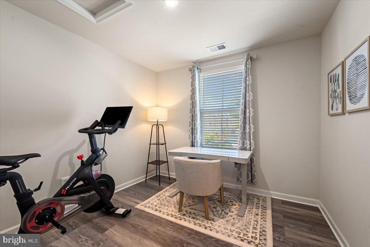 REGENTS CREST - Residential