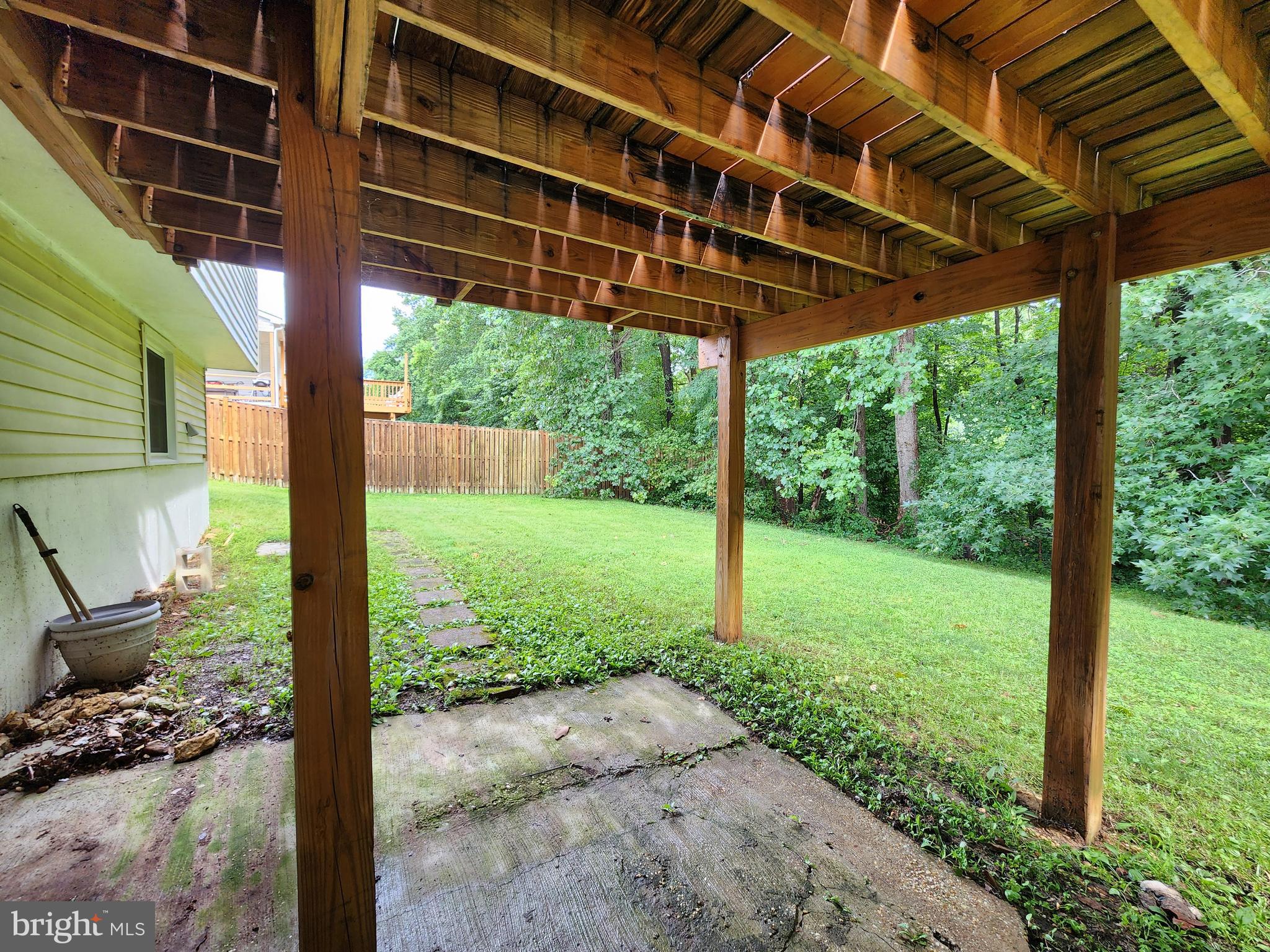 DANIA HILLS - Residential Lease