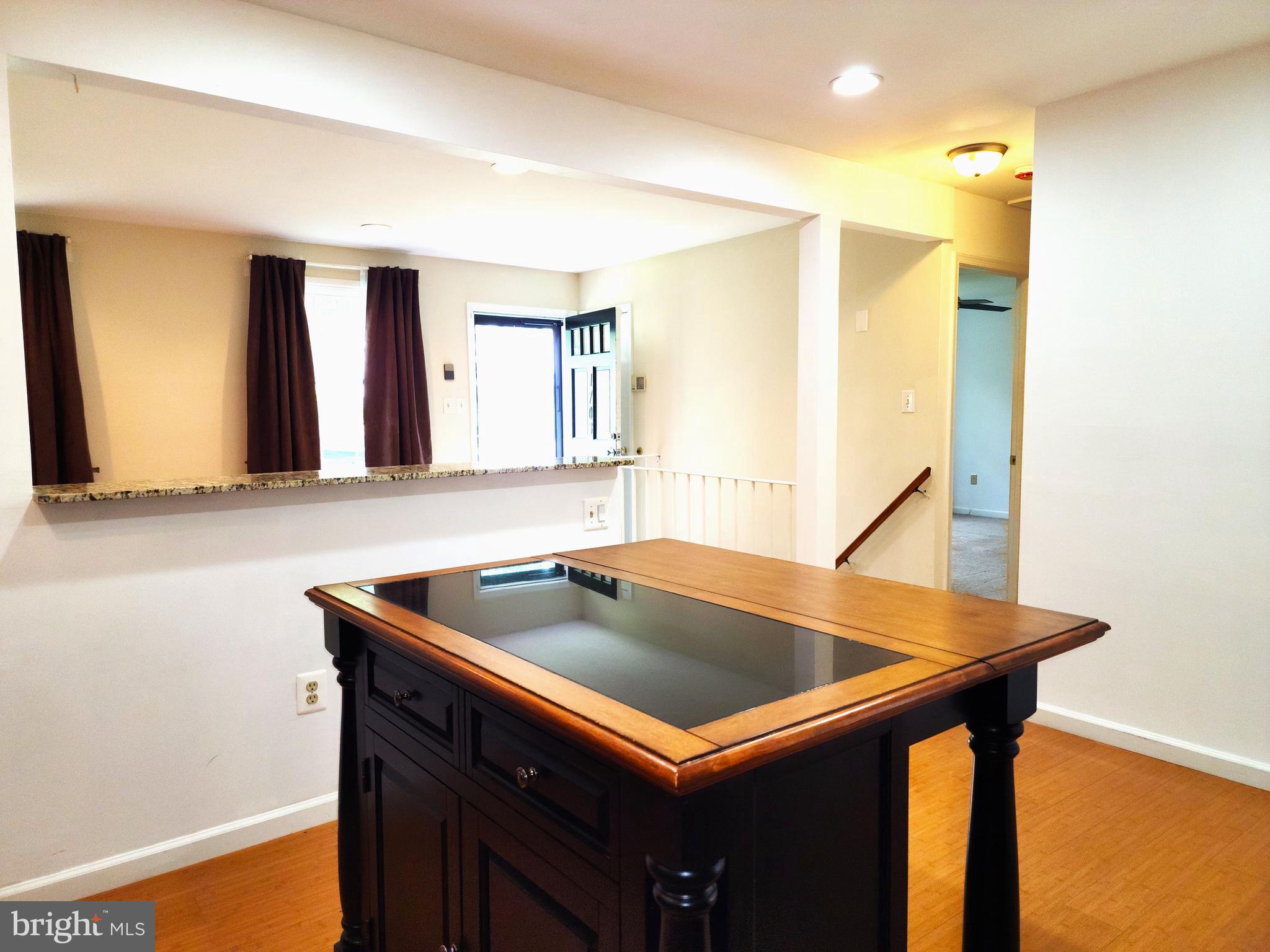 DANIA HILLS - Residential Lease