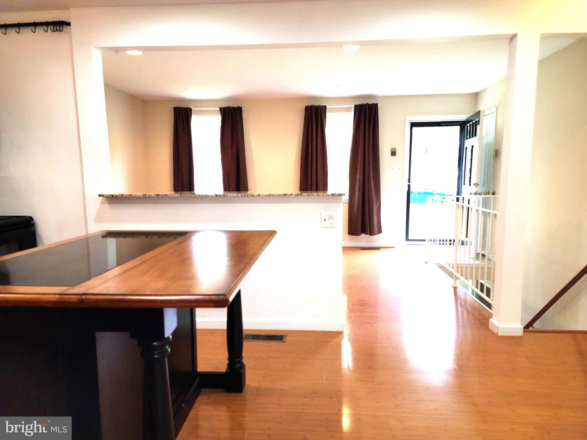 DANIA HILLS - Residential Lease