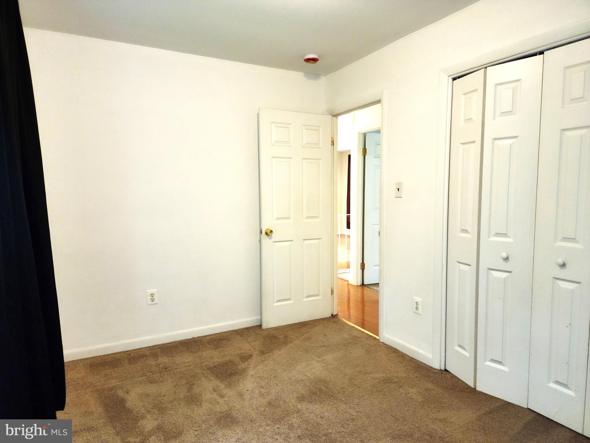 DANIA HILLS - Residential Lease