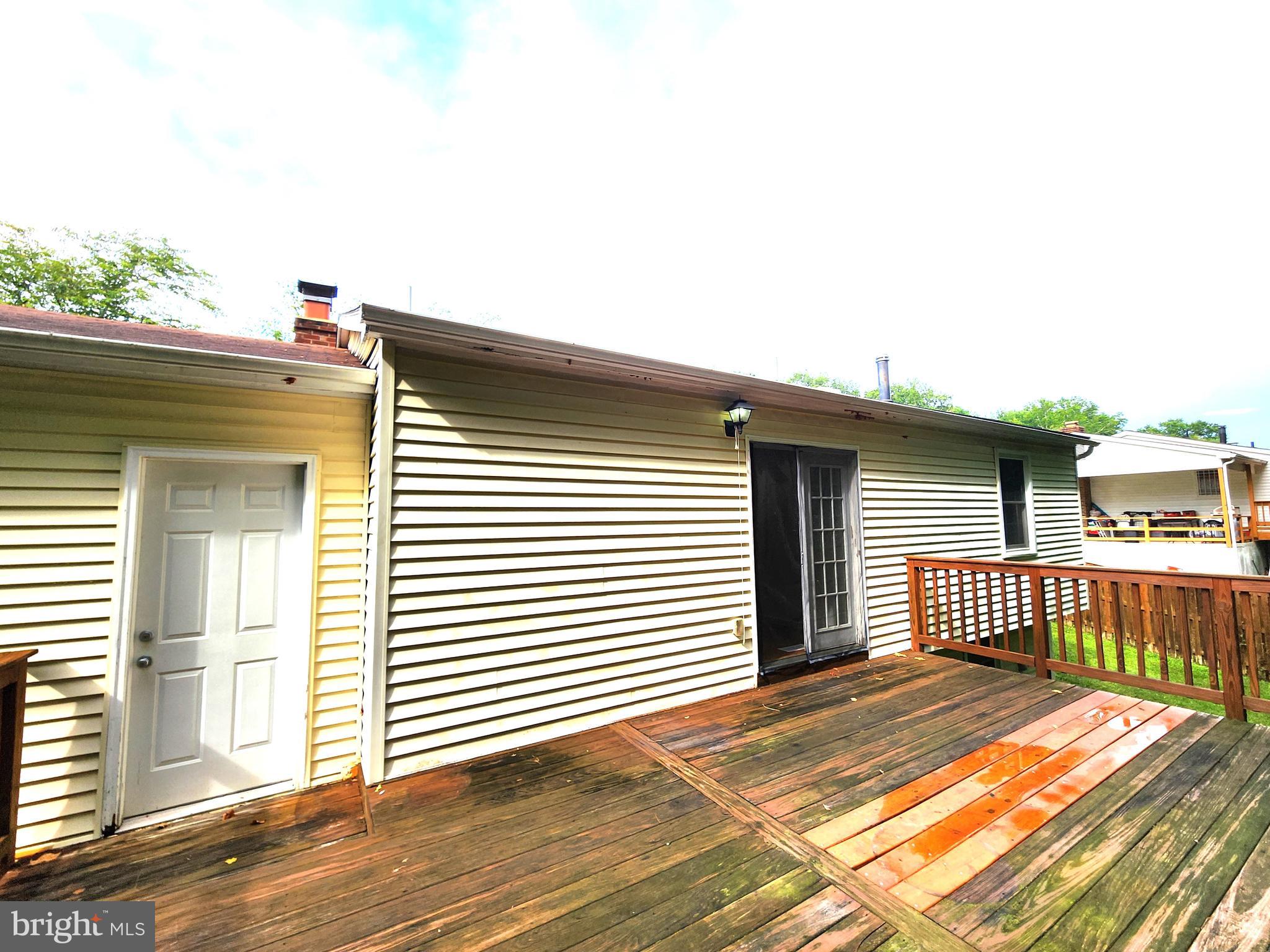 DANIA HILLS - Residential Lease