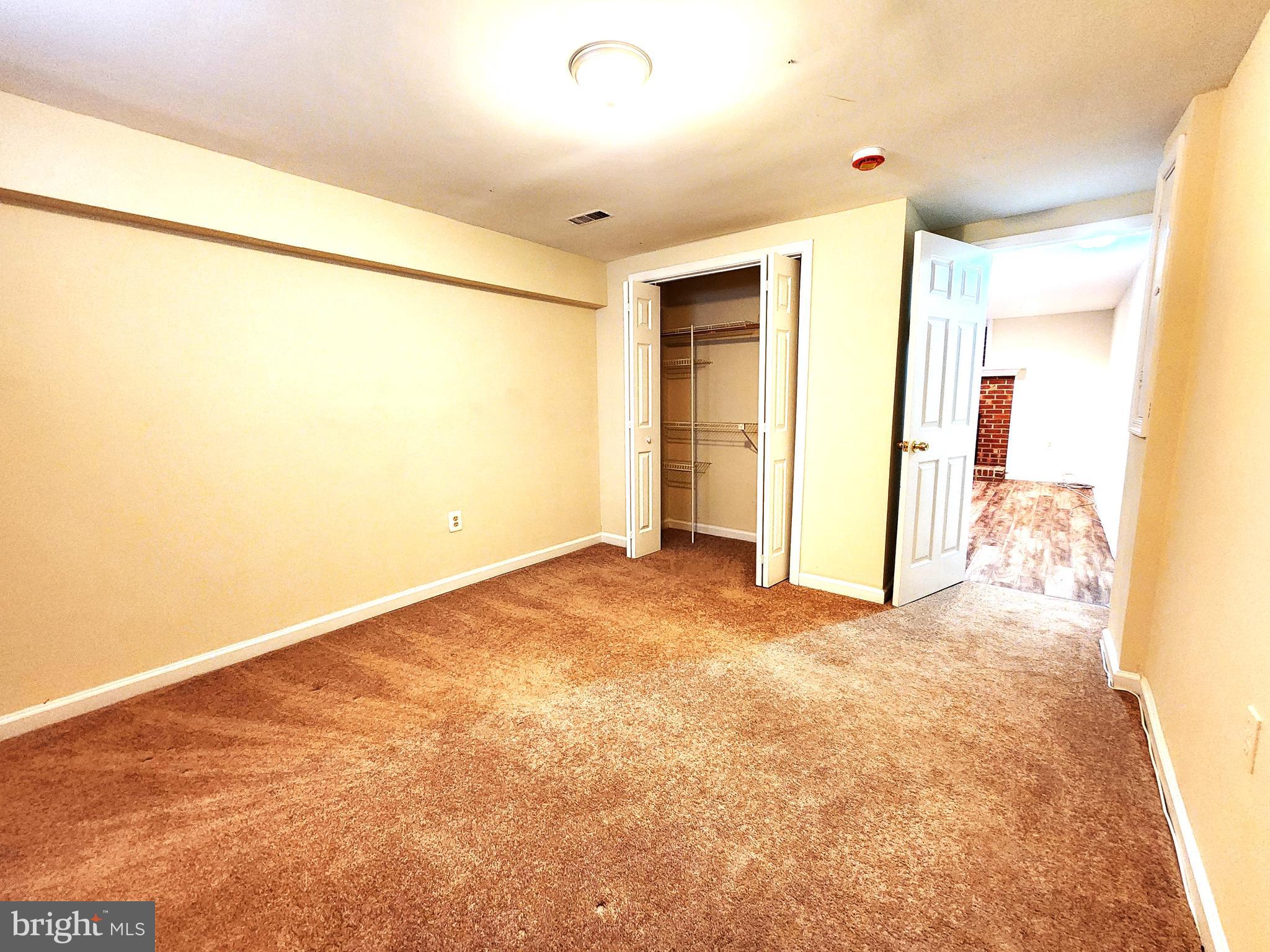 DANIA HILLS - Residential Lease