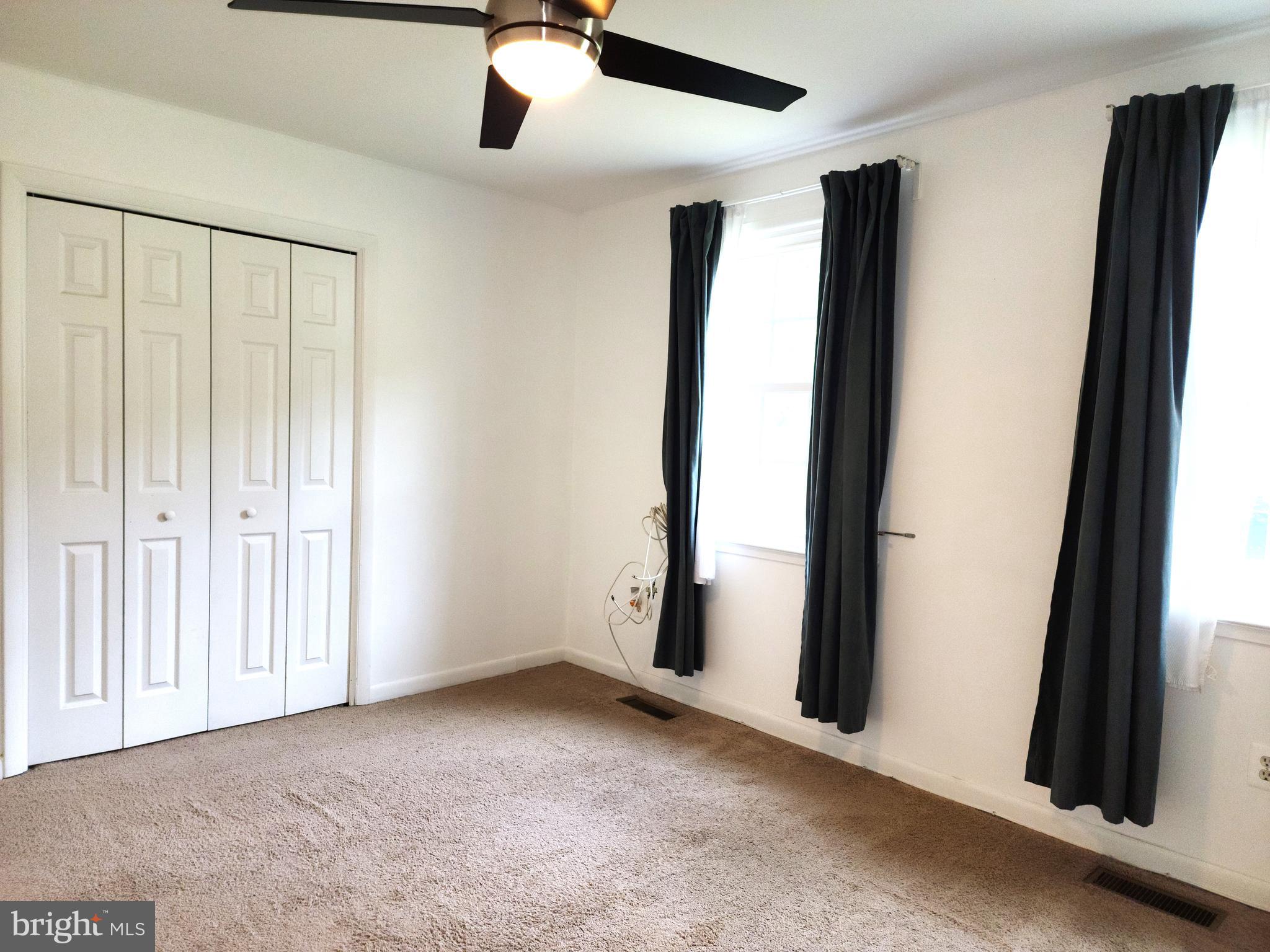 DANIA HILLS - Residential Lease