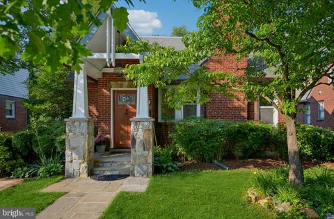 906 PARK AVENUE FALLS CHURCH VA 22046