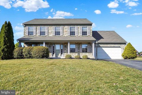 Photo of 3014 Bitternut Boulevard, YORK, PA 17404 (MLS # PAYK2099300)