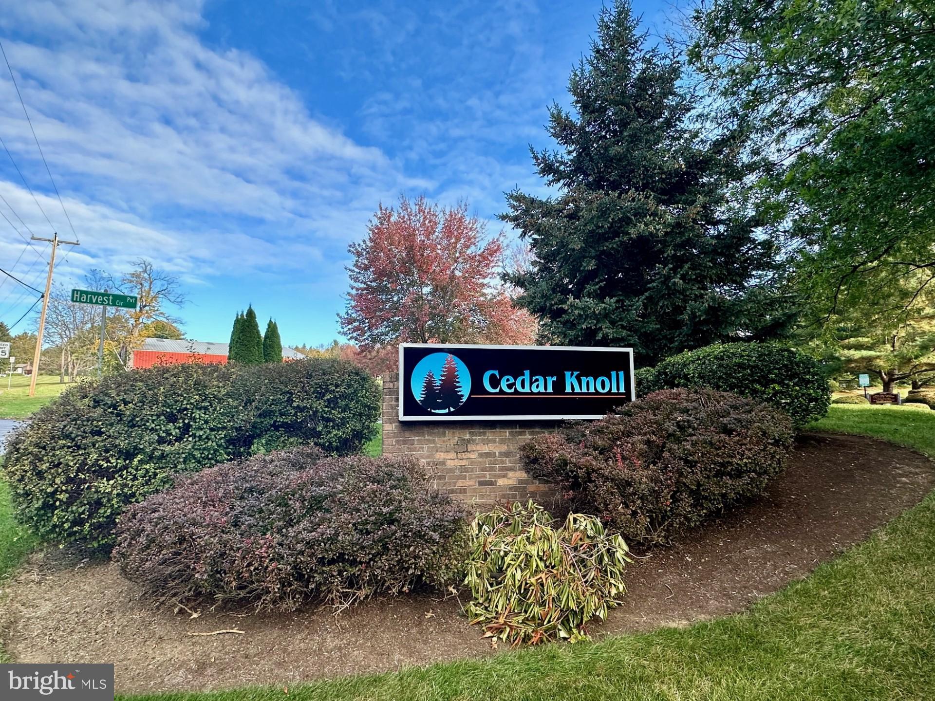 CEDAR KNOLL - Residential