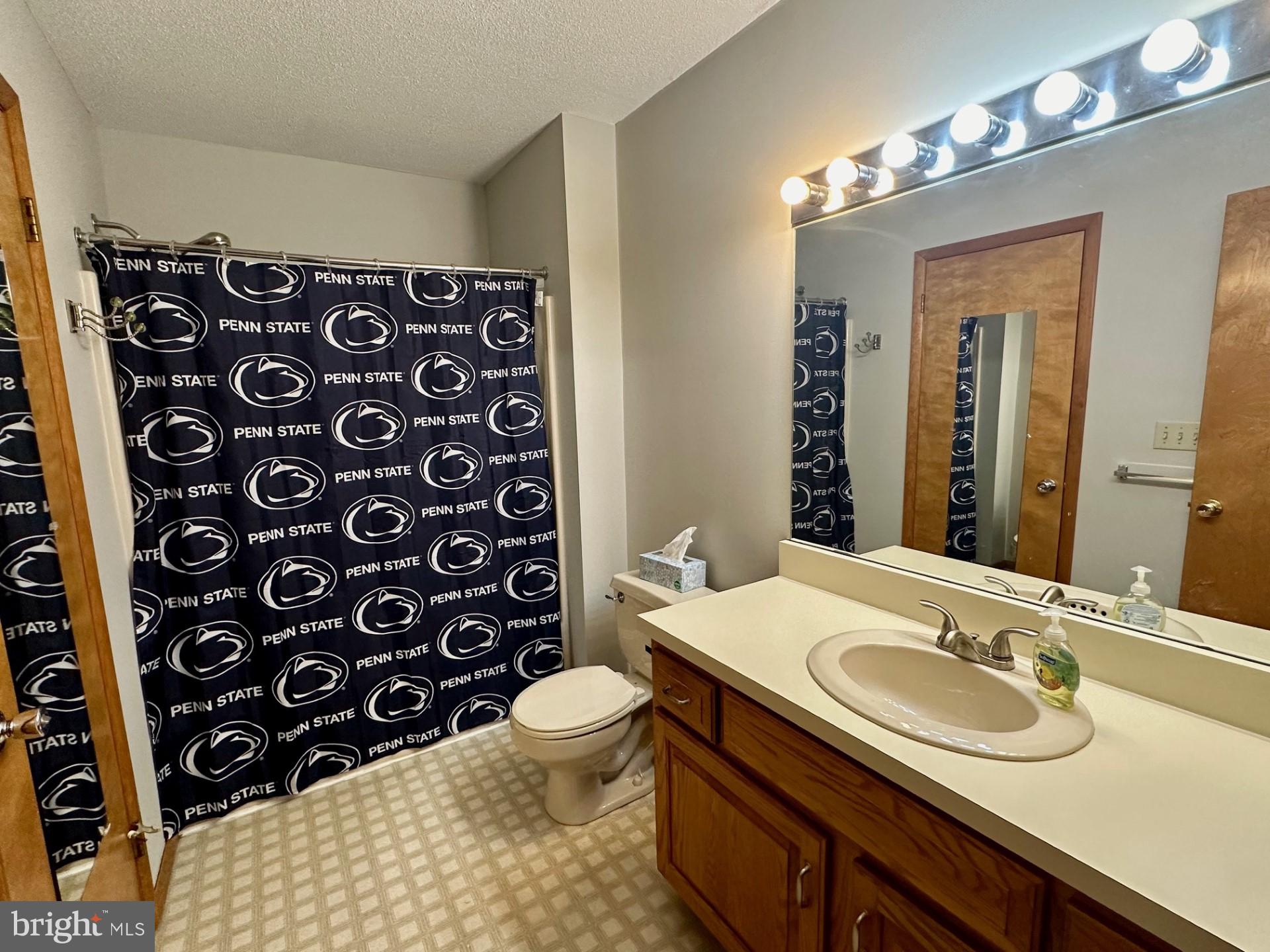 CEDAR KNOLL - Residential