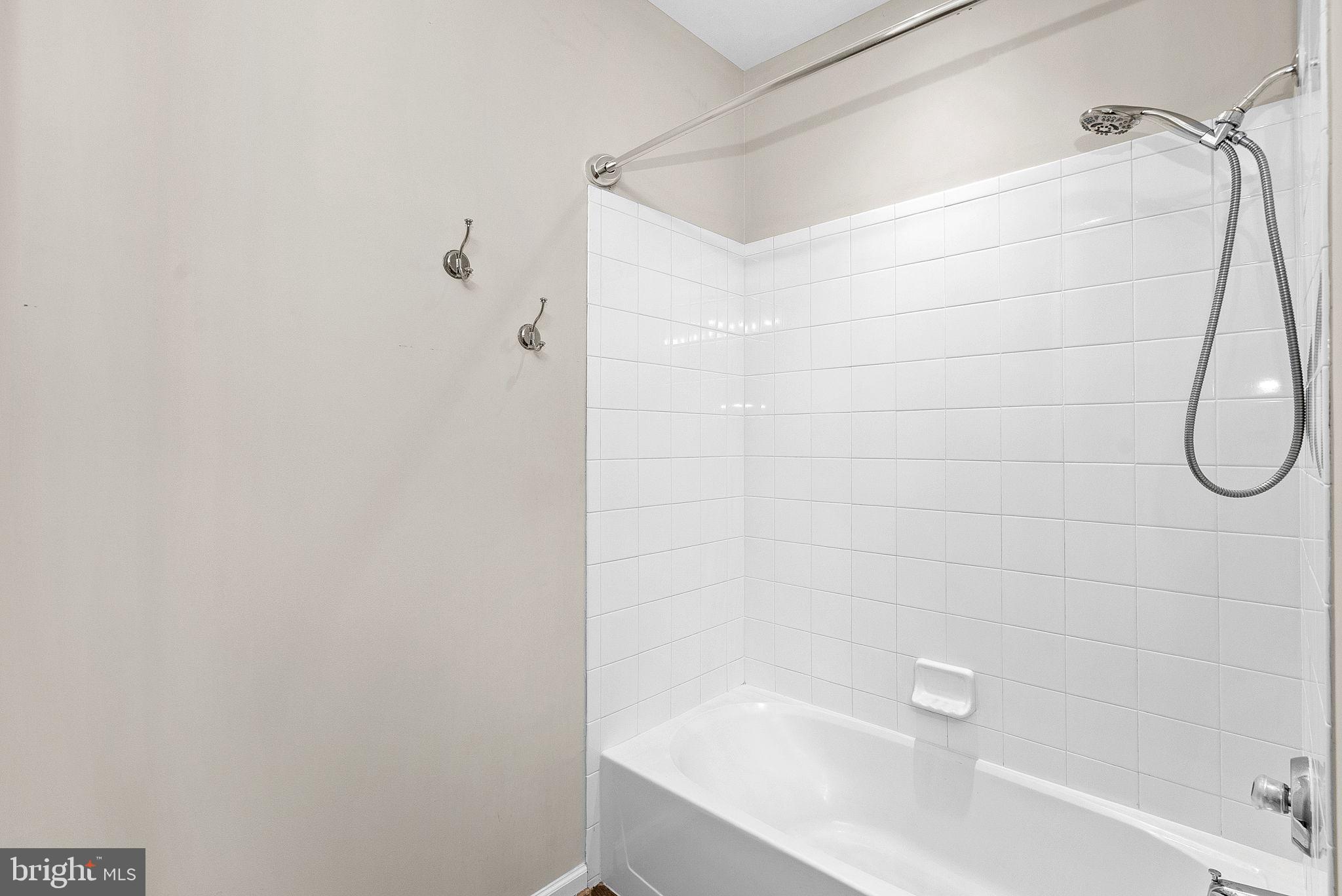 BELMONT COUNTRY CLUB - Residential