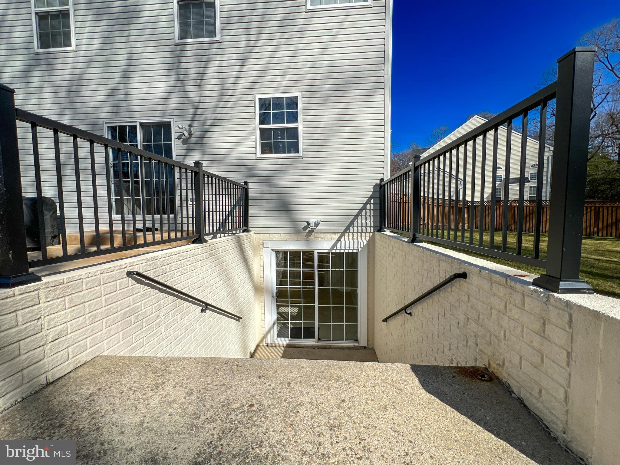 FARMINGTON VILLAGE - Residential