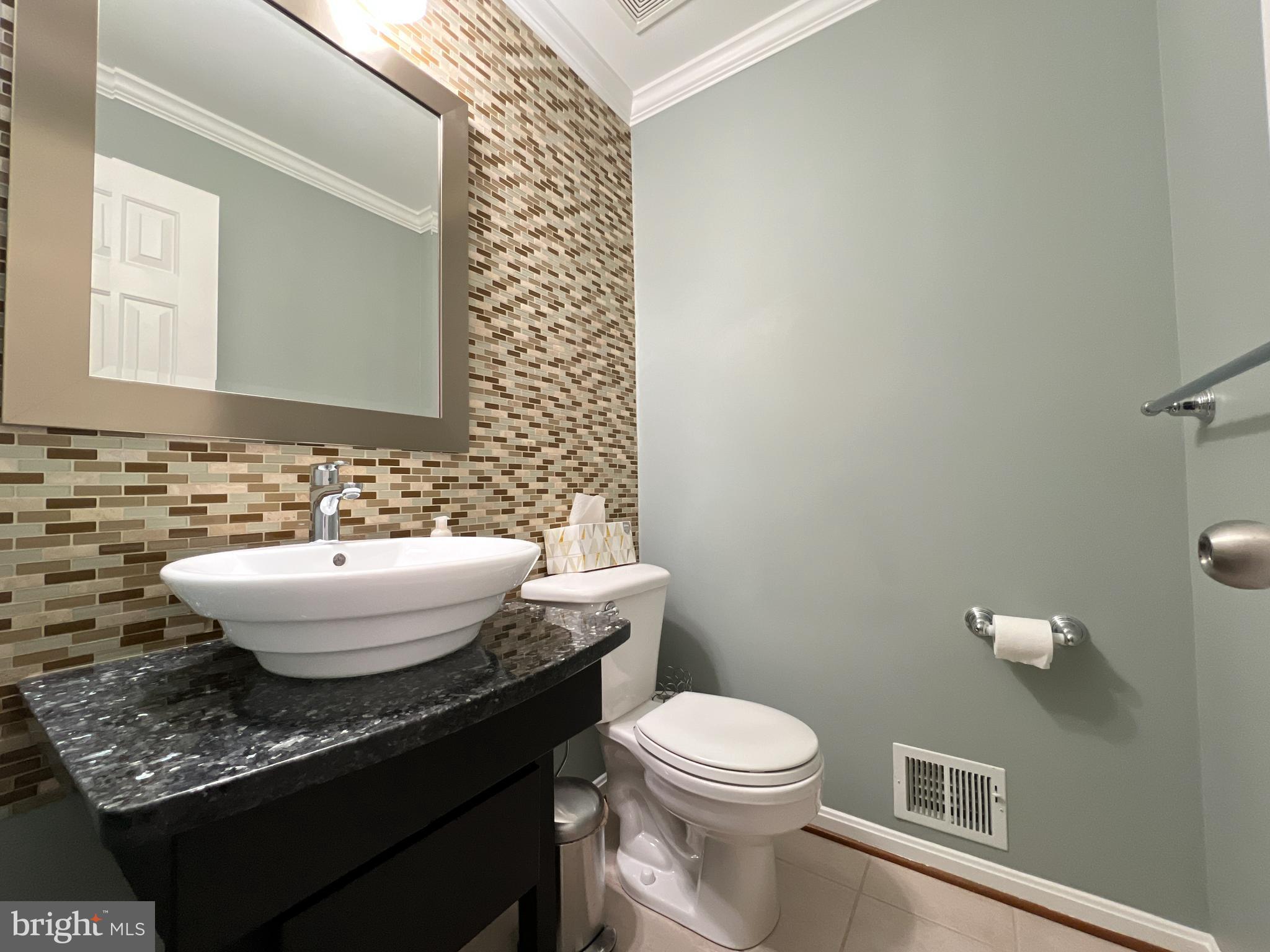 FARMINGTON VILLAGE - Residential