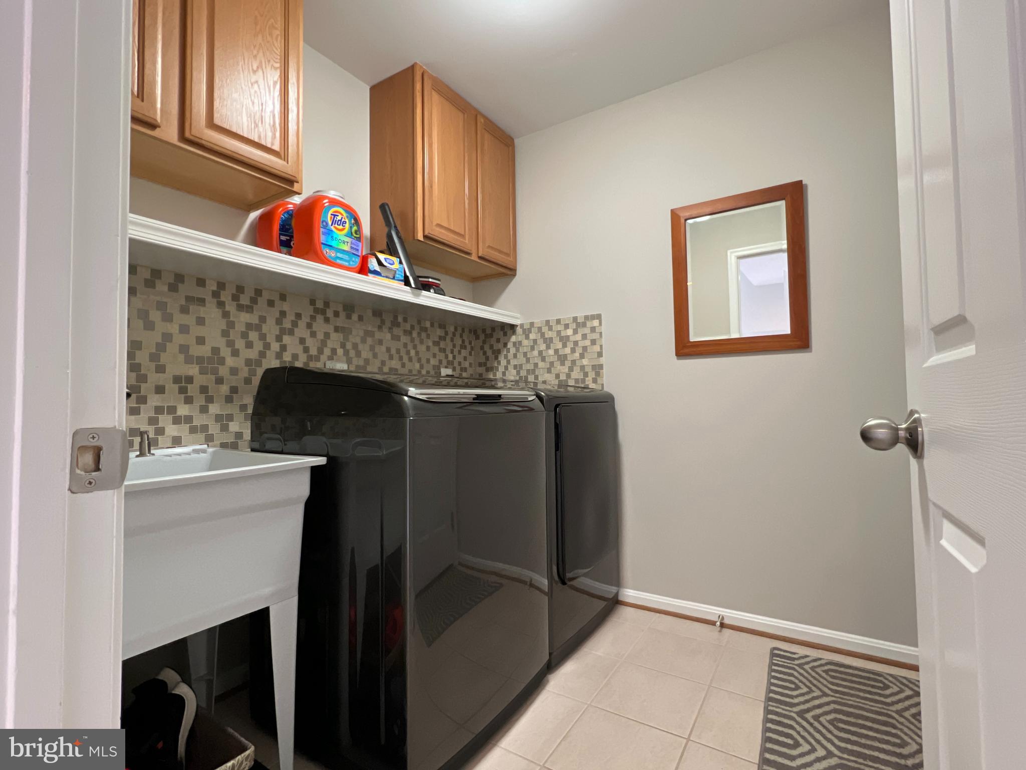 FARMINGTON VILLAGE - Residential