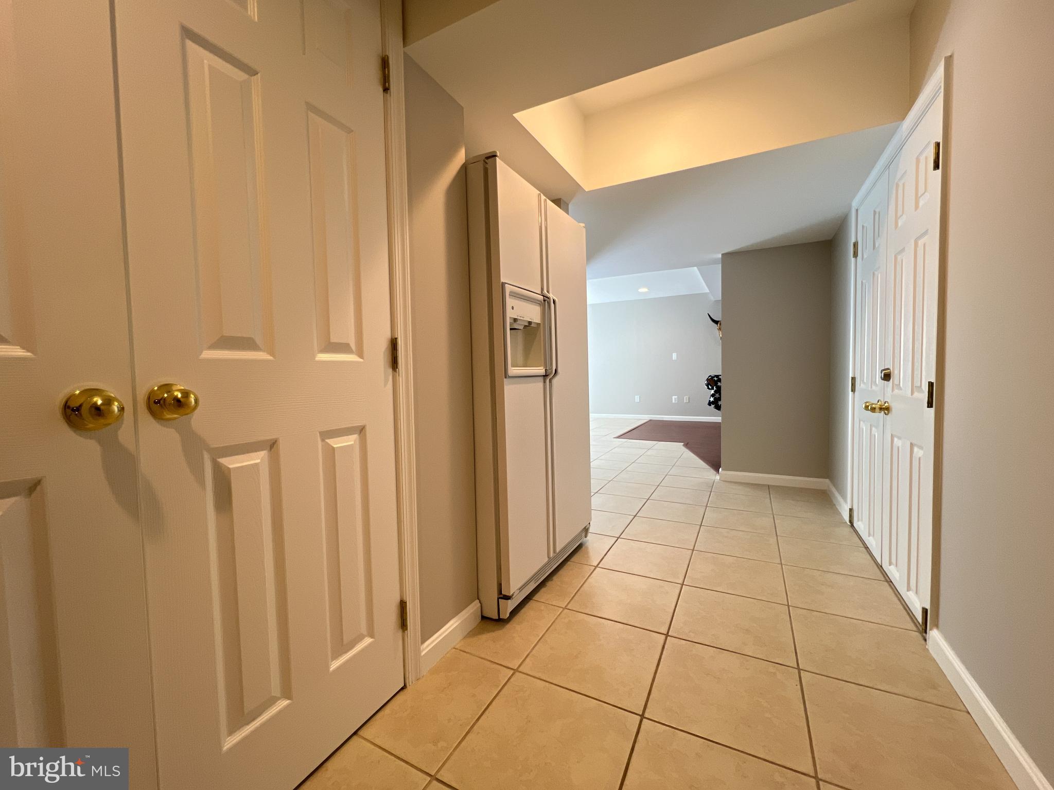 FARMINGTON VILLAGE - Residential