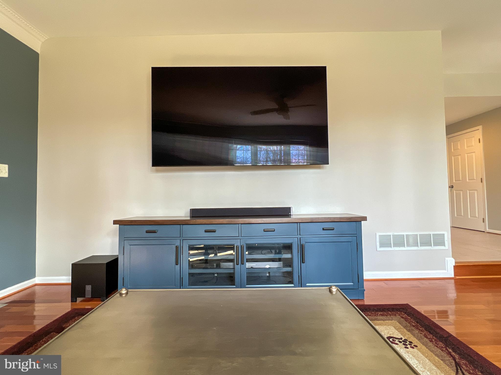 FARMINGTON VILLAGE - Residential