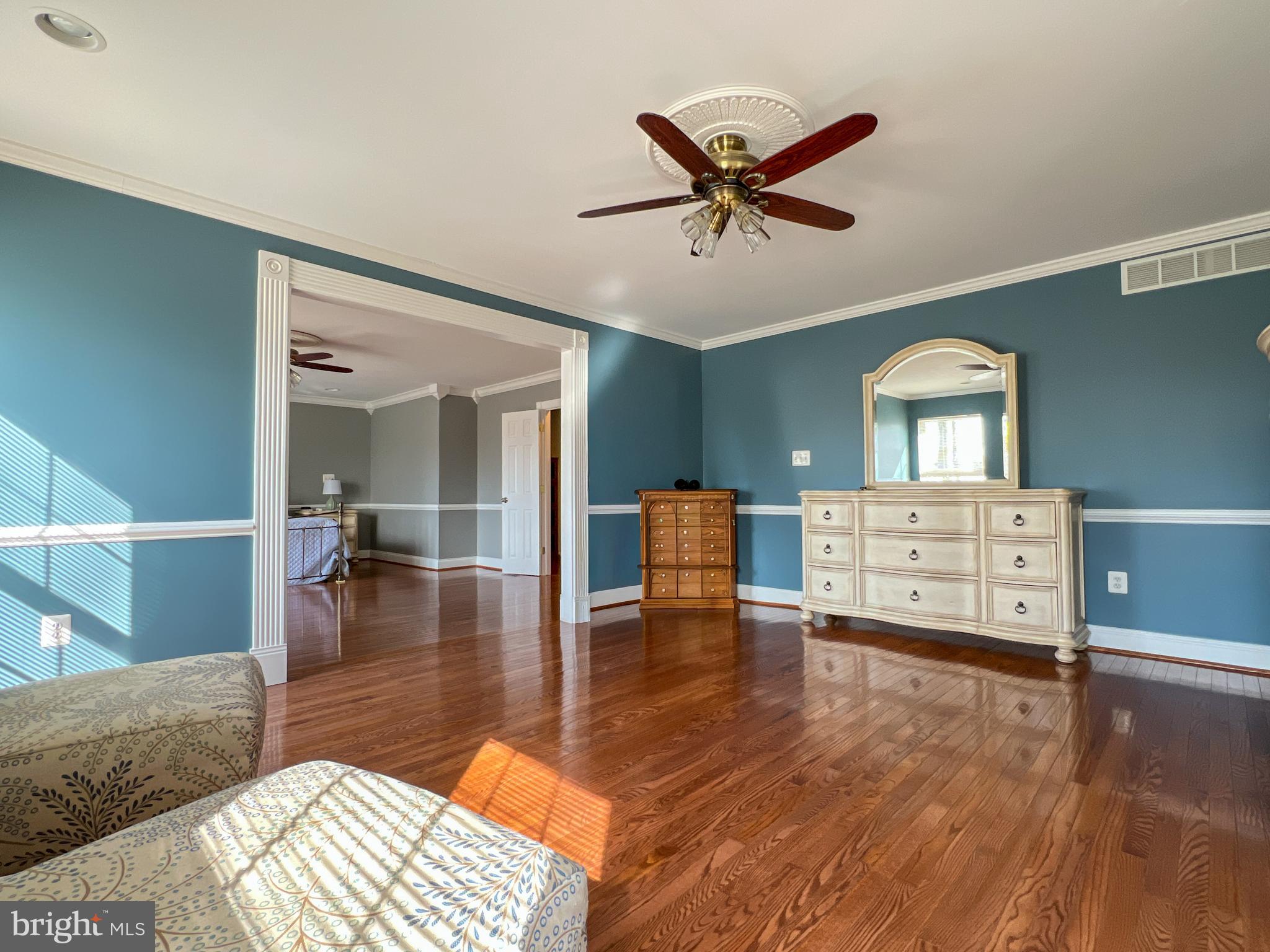 FARMINGTON VILLAGE - Residential